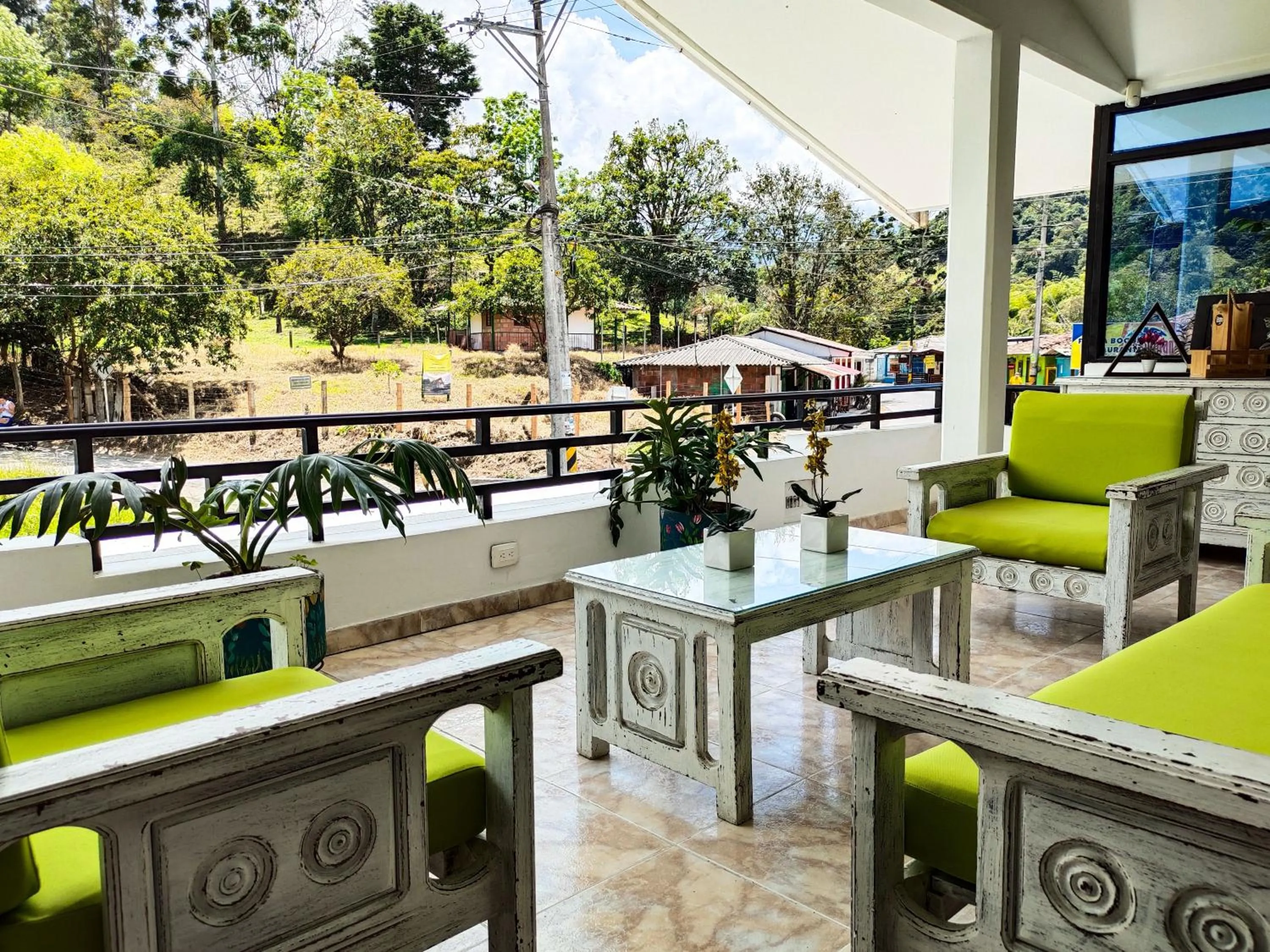 Day in Tierra Maravilla