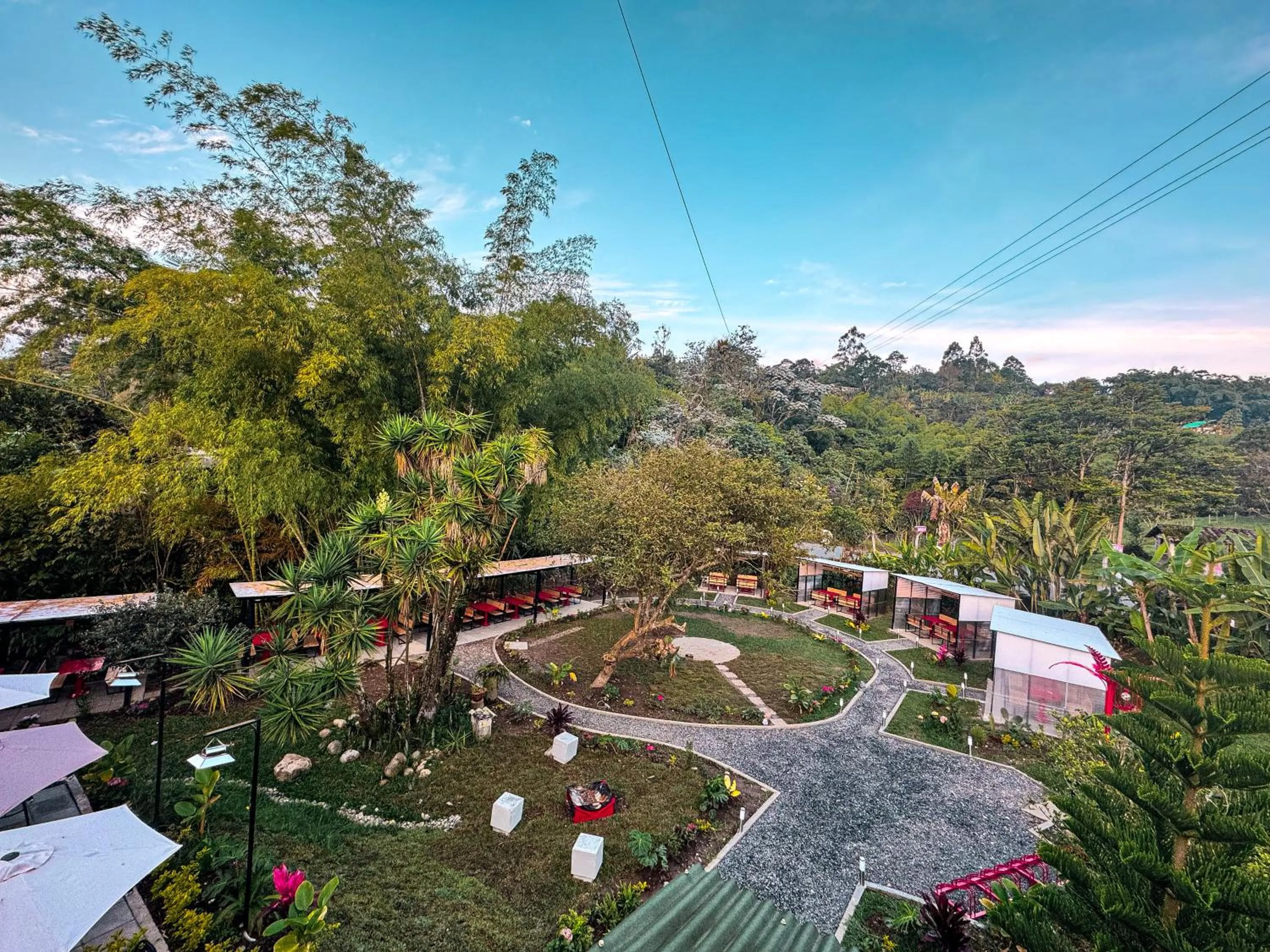 Restaurant/places to eat in Tierra Maravilla