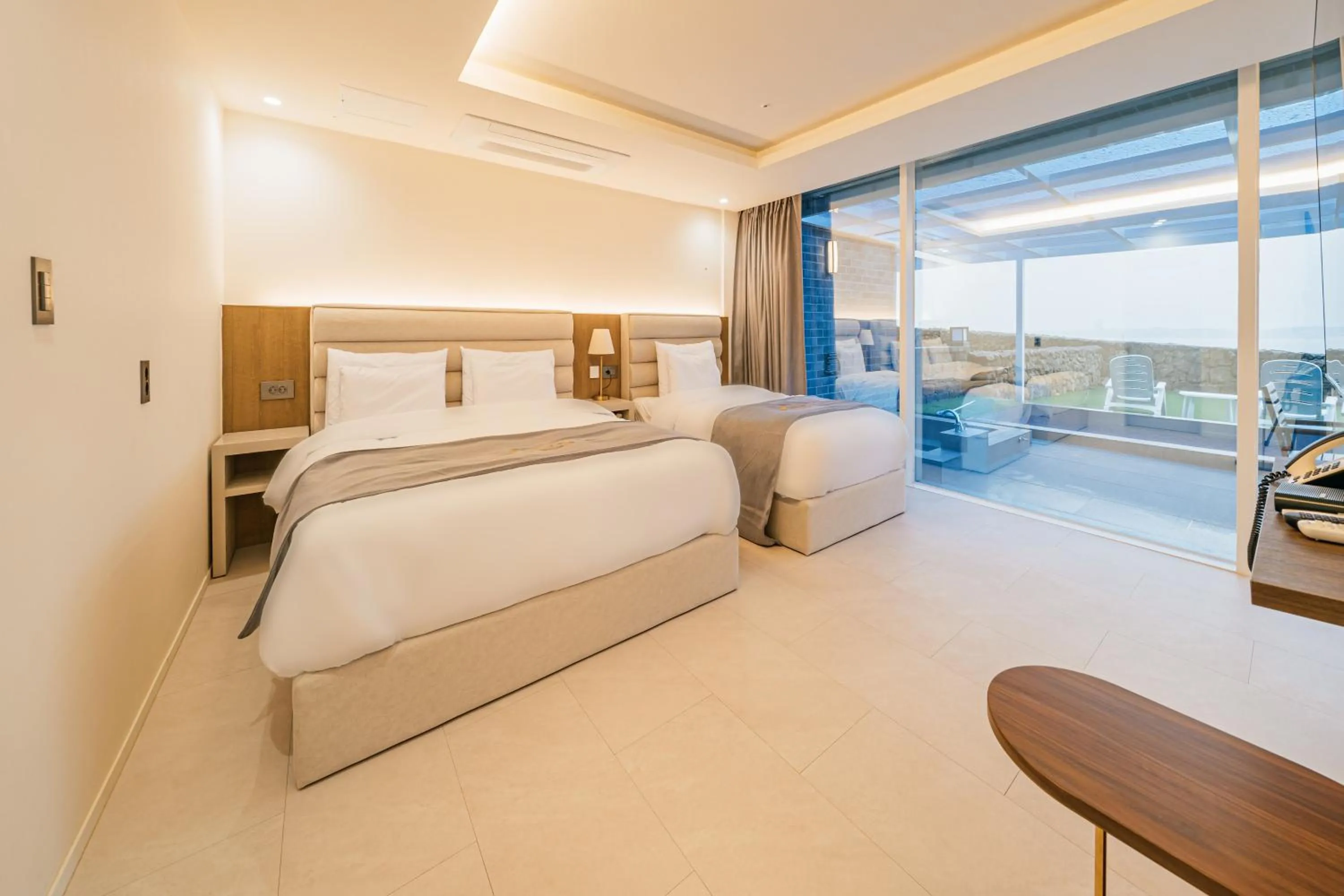 Bed in Haeilri Pool&SPA Hotel