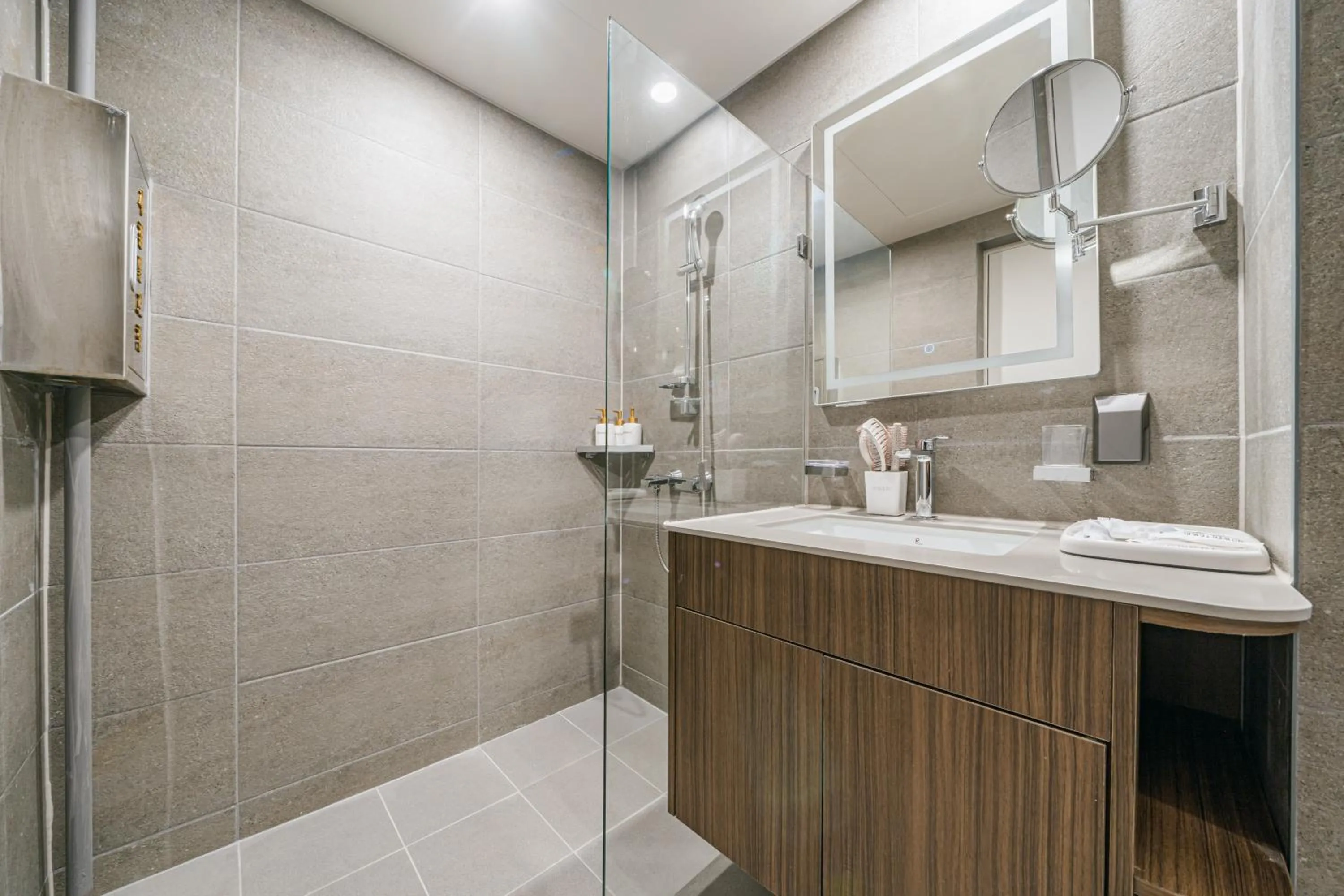 Haeilri Pool&SPA Hotel