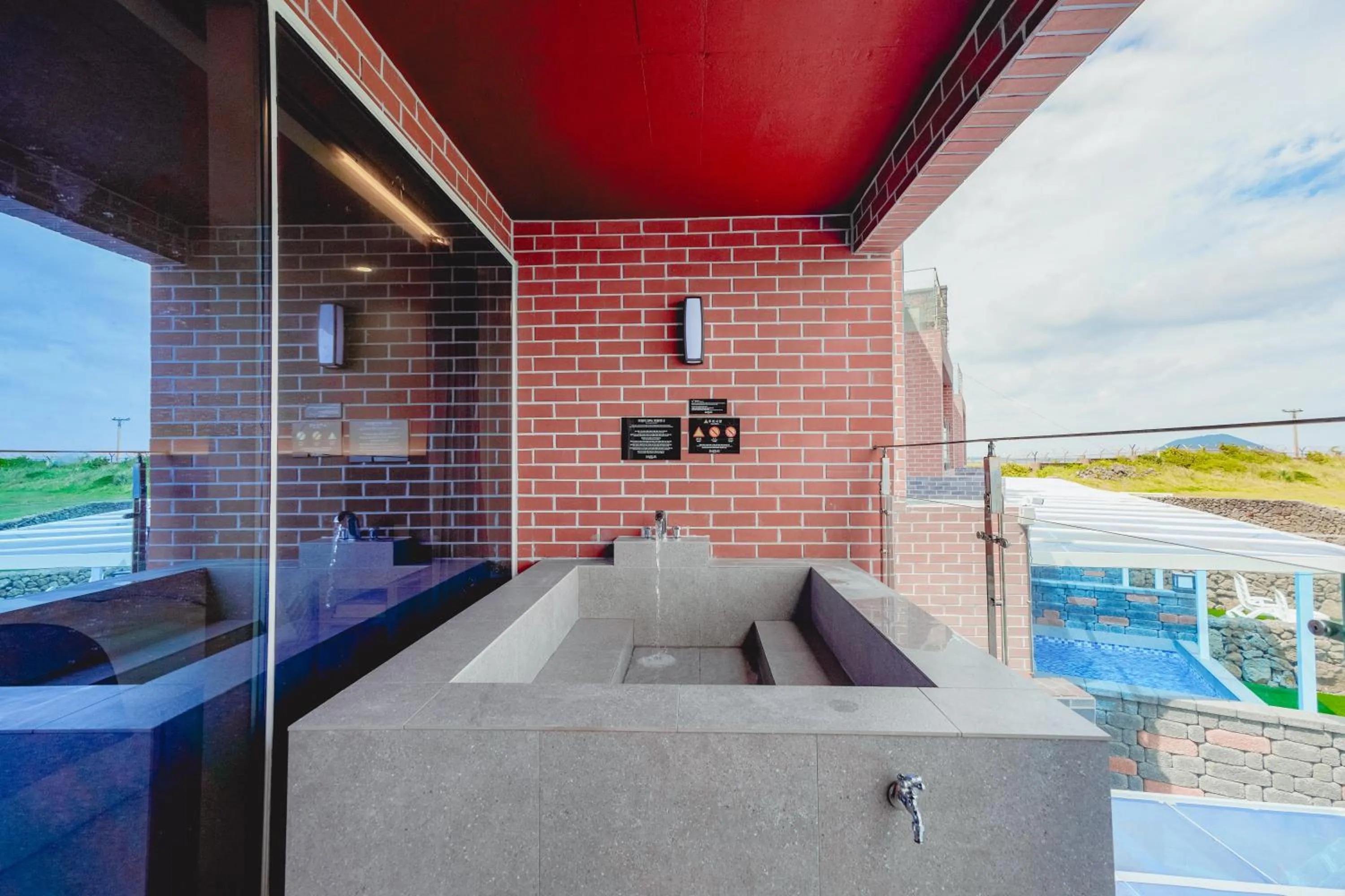 Haeilri Pool&SPA Hotel