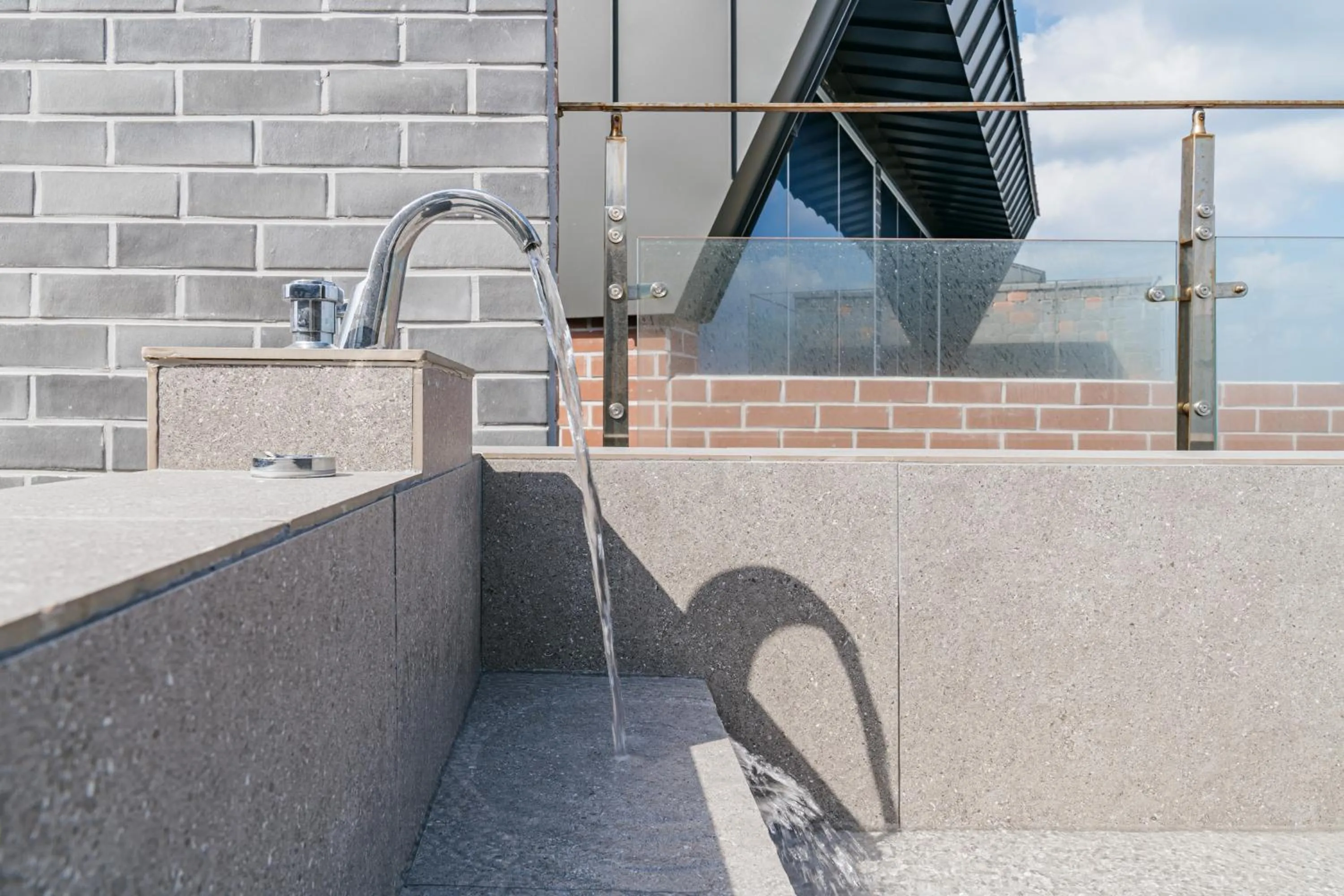 Haeilri Pool&SPA Hotel