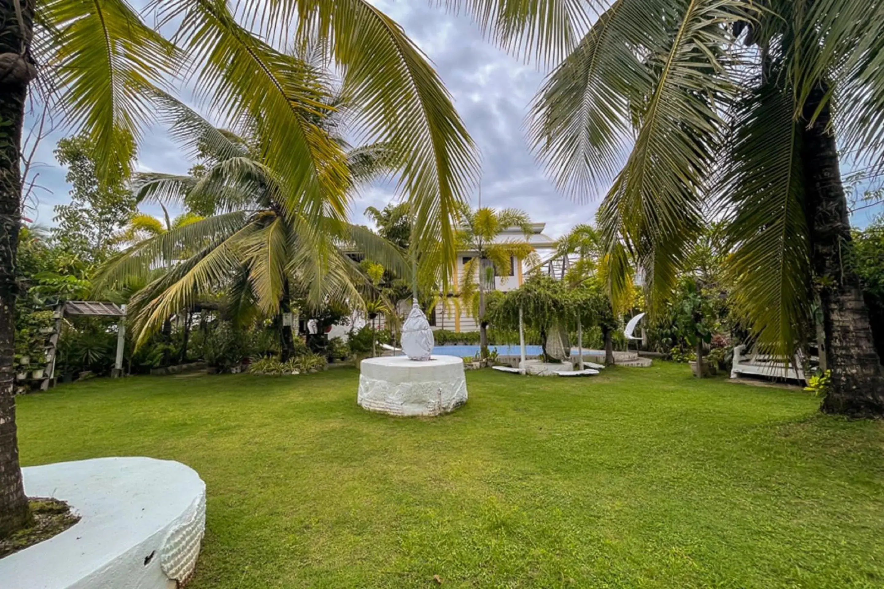 Property building in Isla Virginia Pantalan Property building in Isla Virginia Pantalan