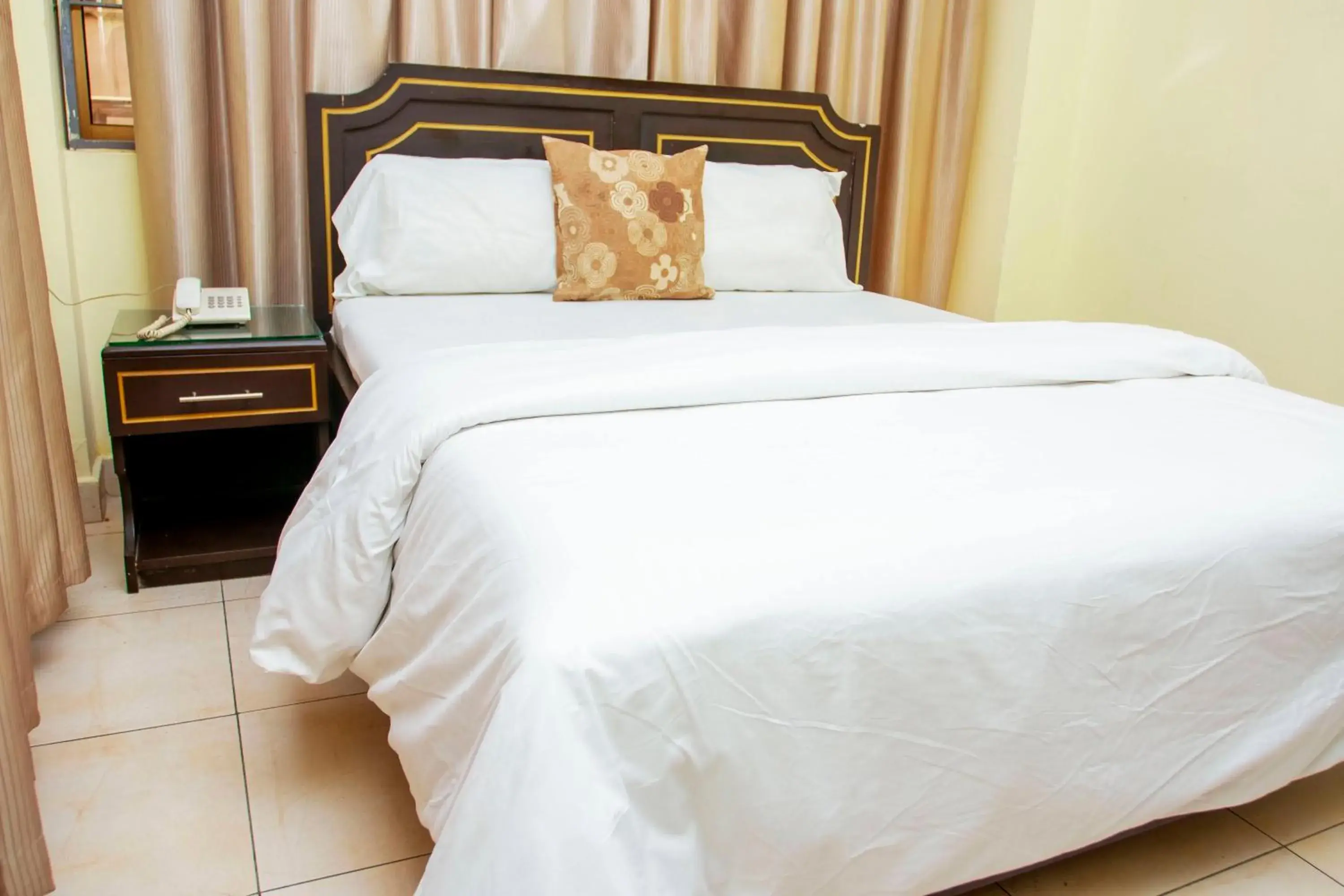 Bed in Sleep Inn Hotel - Kariakoo Bed in Sleep Inn Hotel - Kariakoo