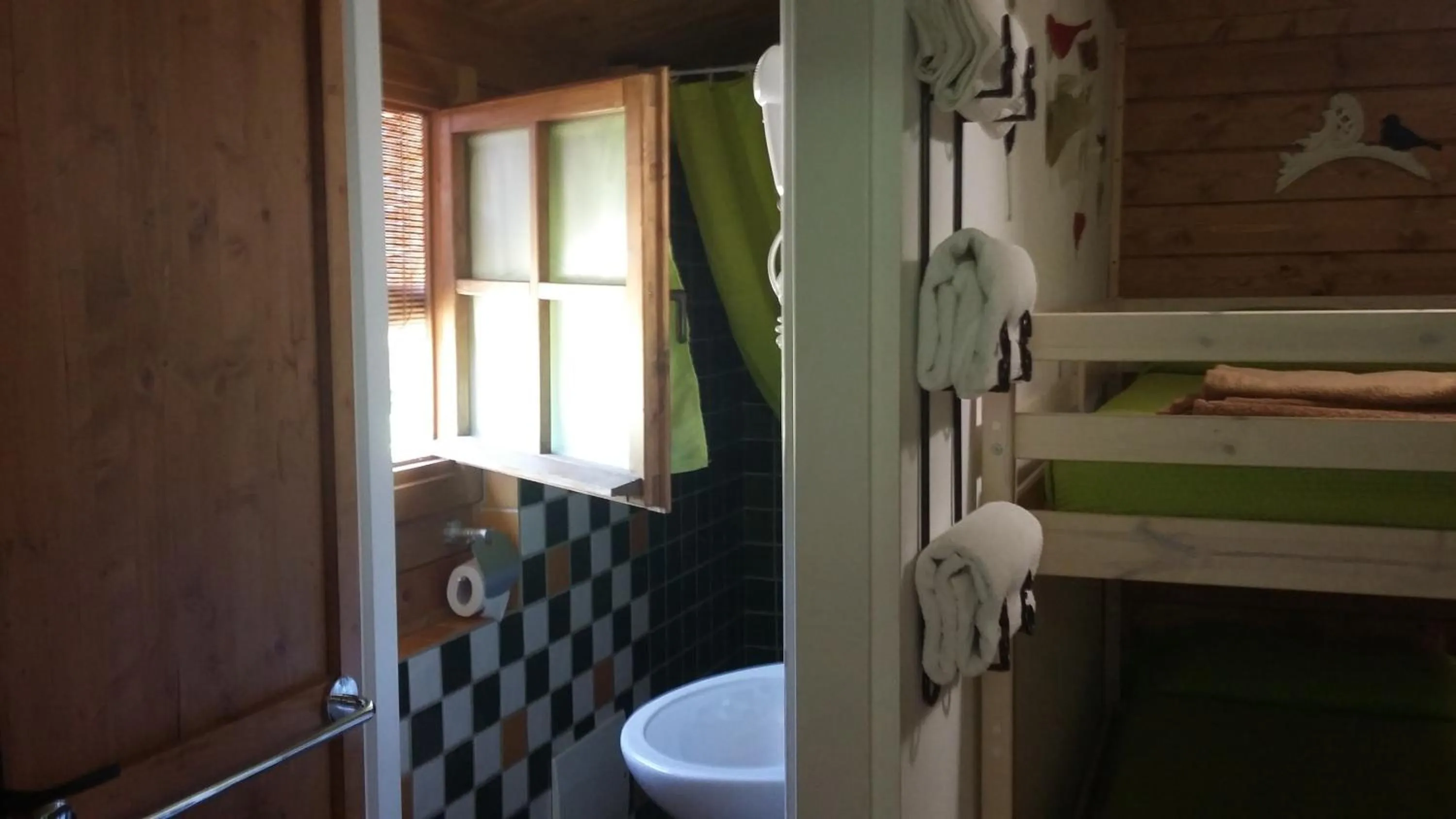 Bathroom, Bed in casa di campagna dal pozzo