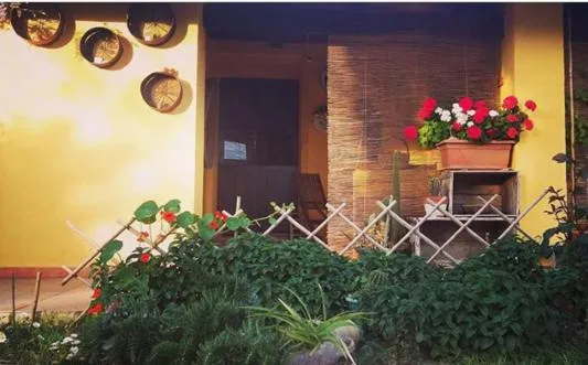 Property building in casa di campagna dal pozzo