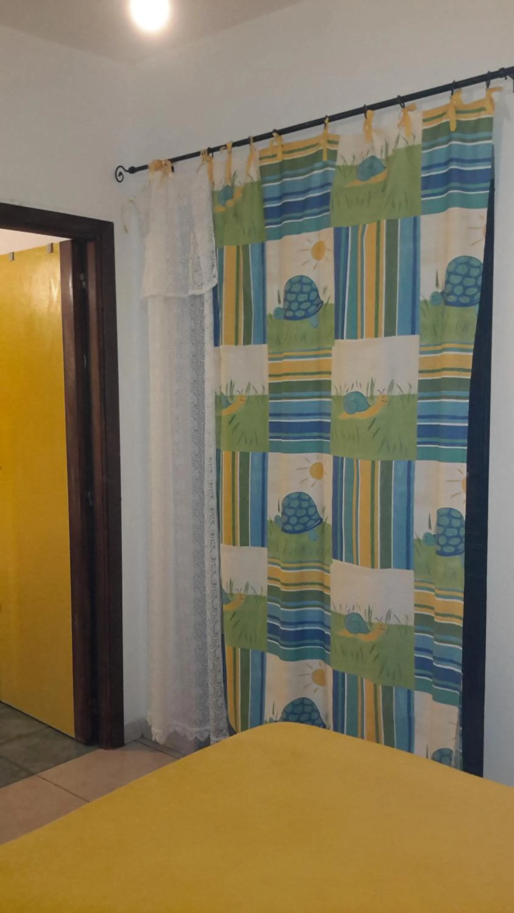 Other, Bed in casa di campagna dal pozzo