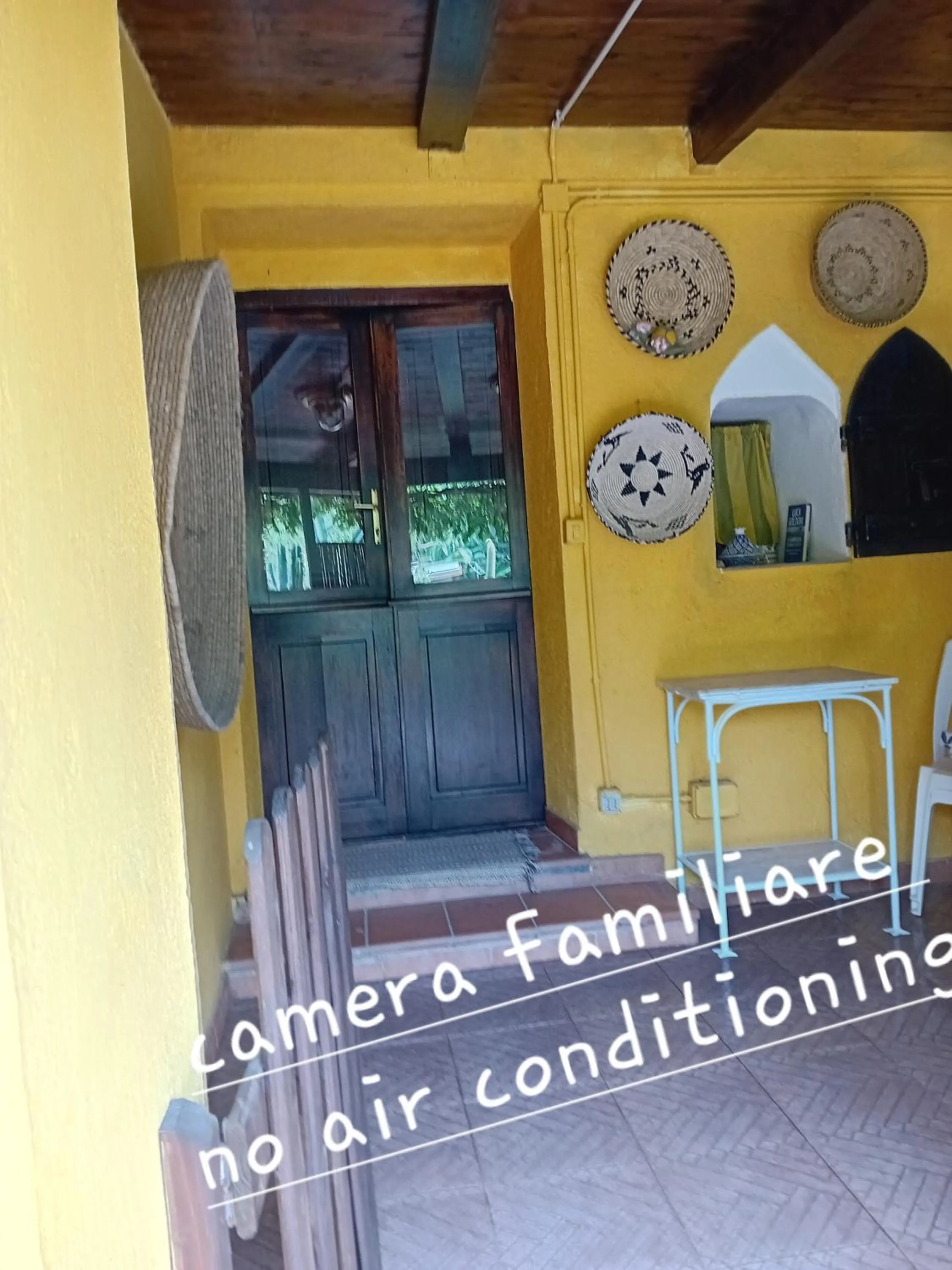 casa di campagna dal pozzo