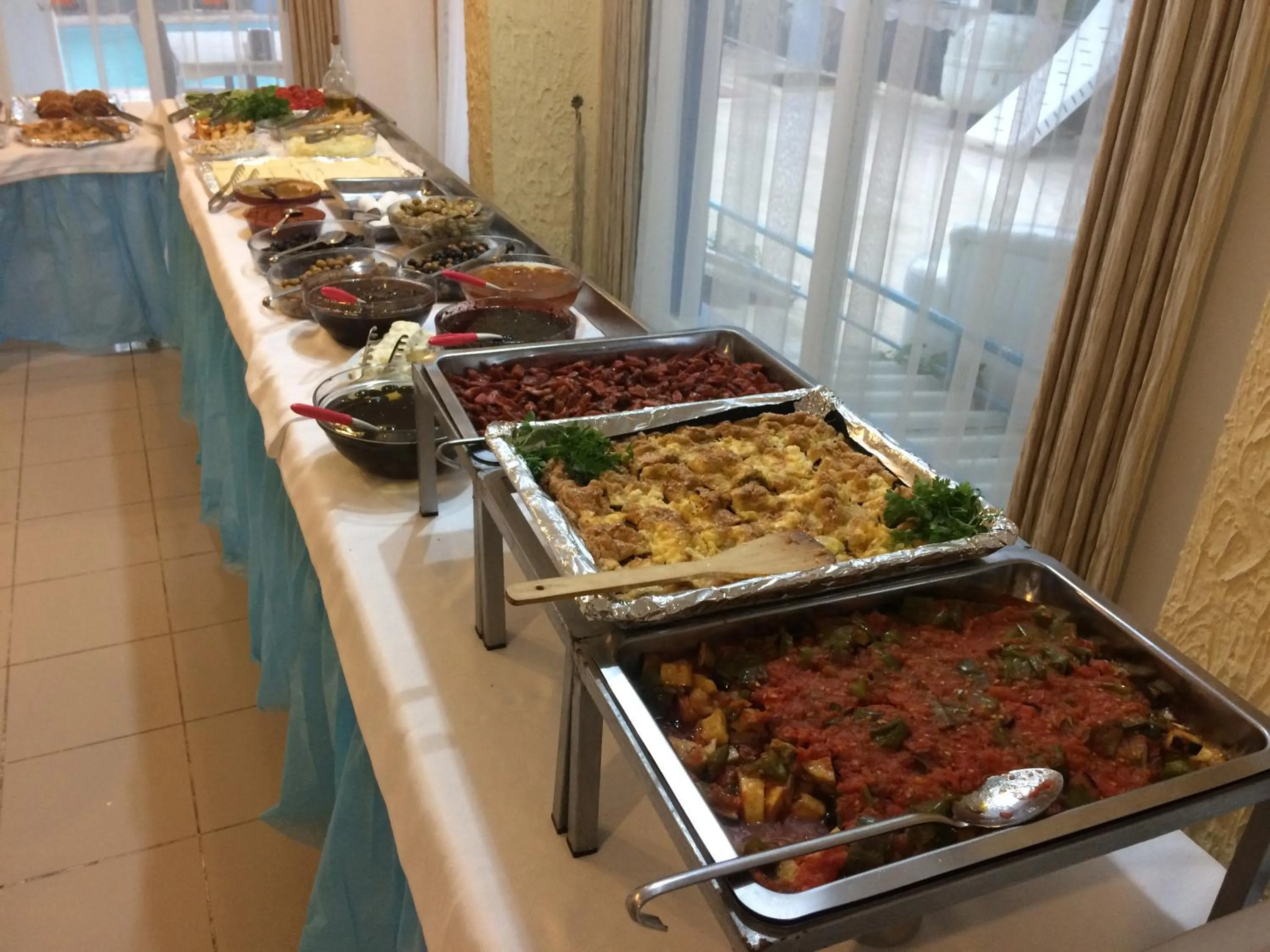 Breakfast in Marigold Otel