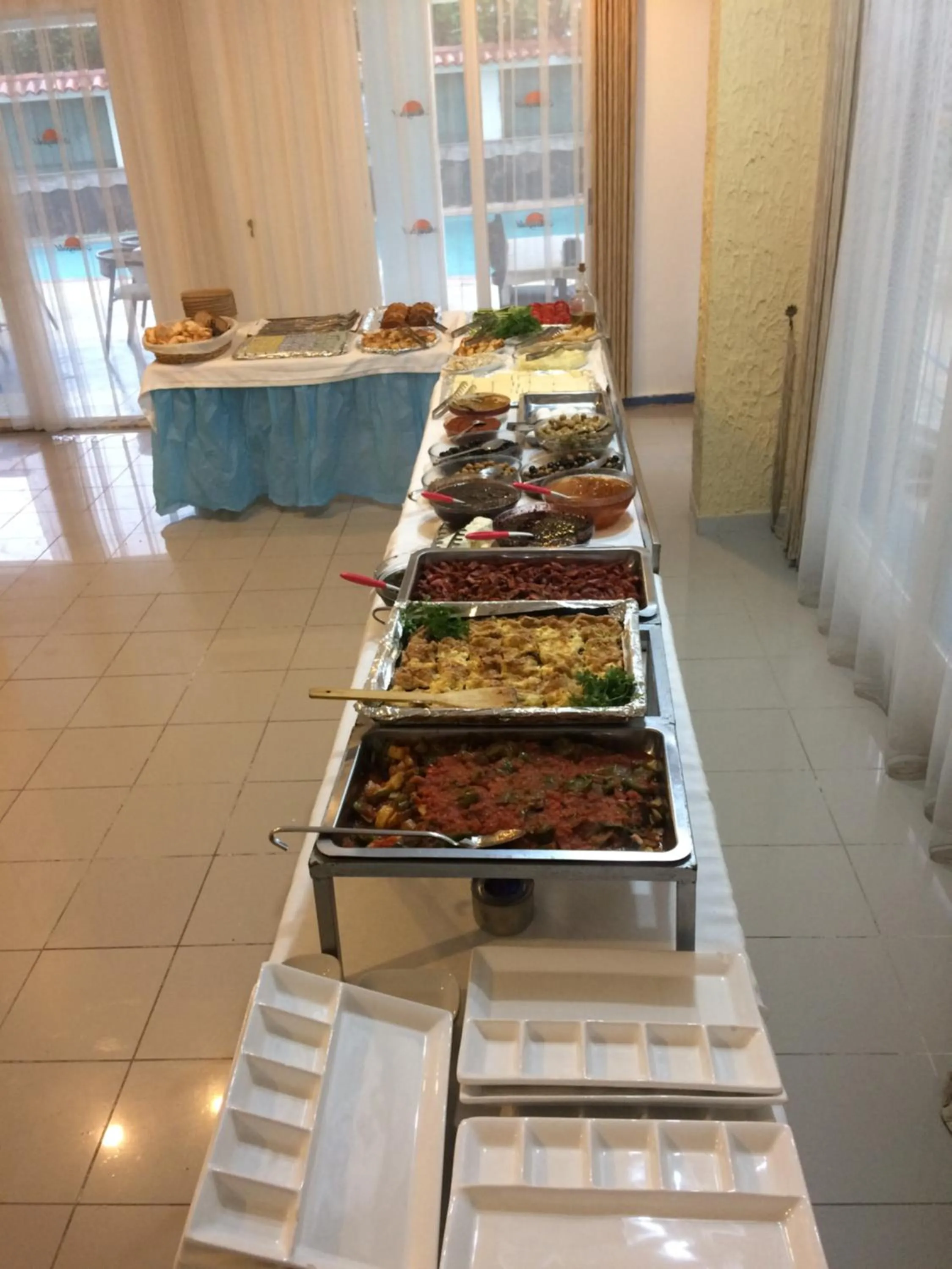 Breakfast in Marigold Otel