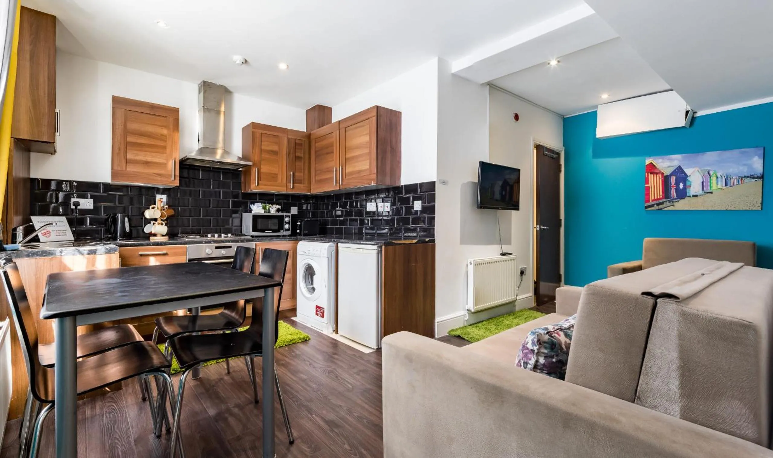 Kitchen or kitchenette in Aldgate Flats