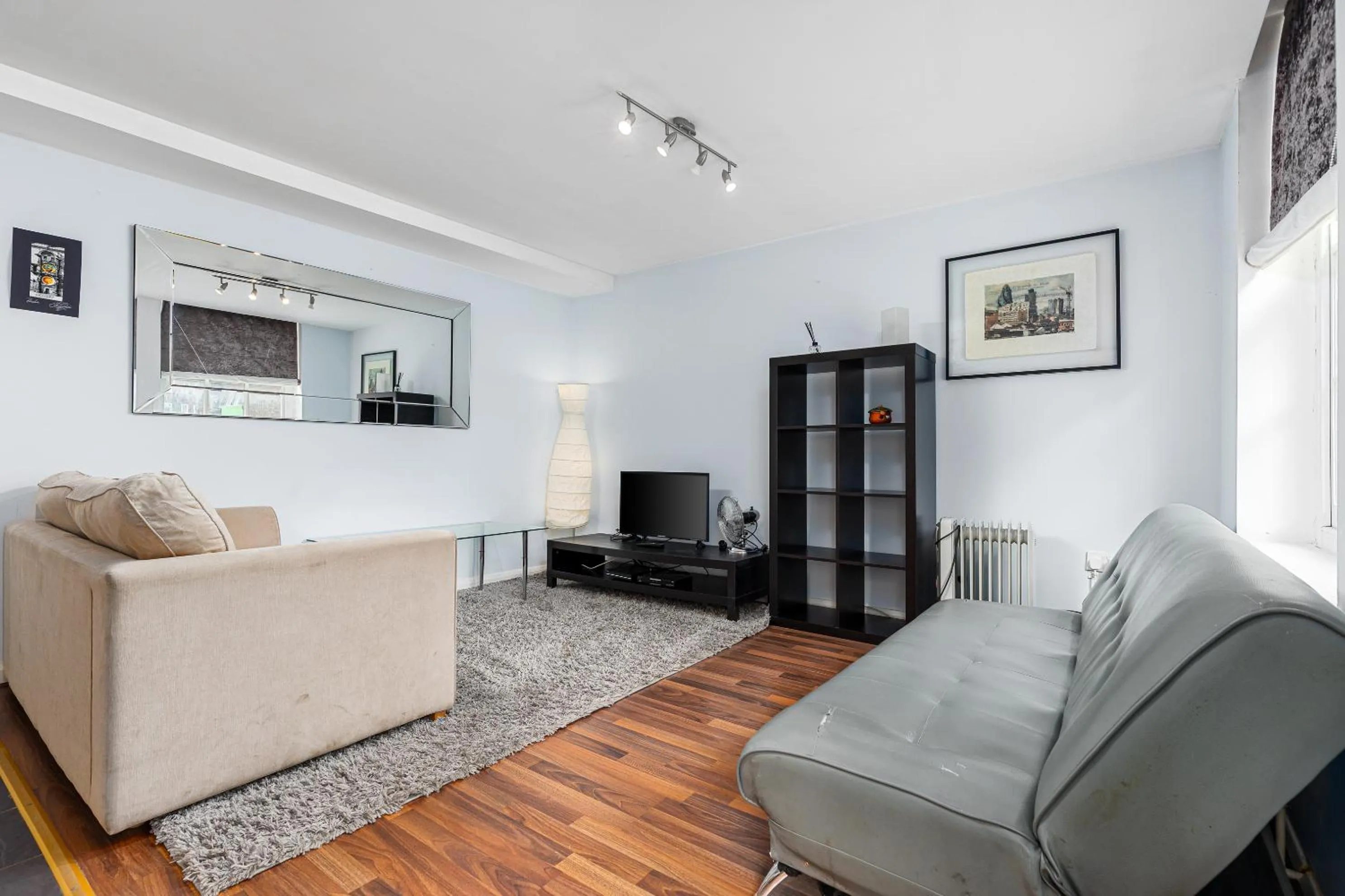 Aldgate Flats