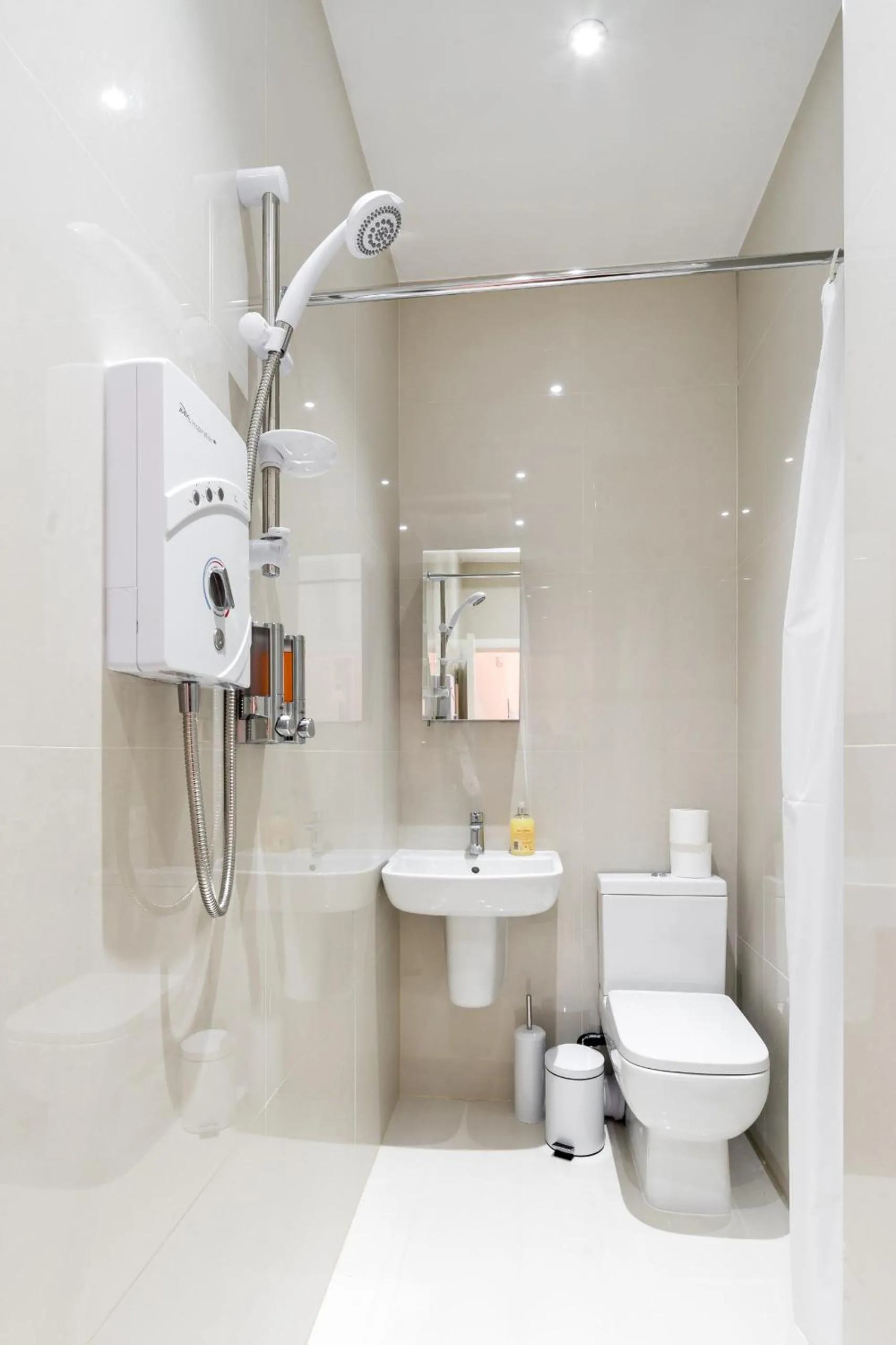 Bathroom in Aldgate Flats