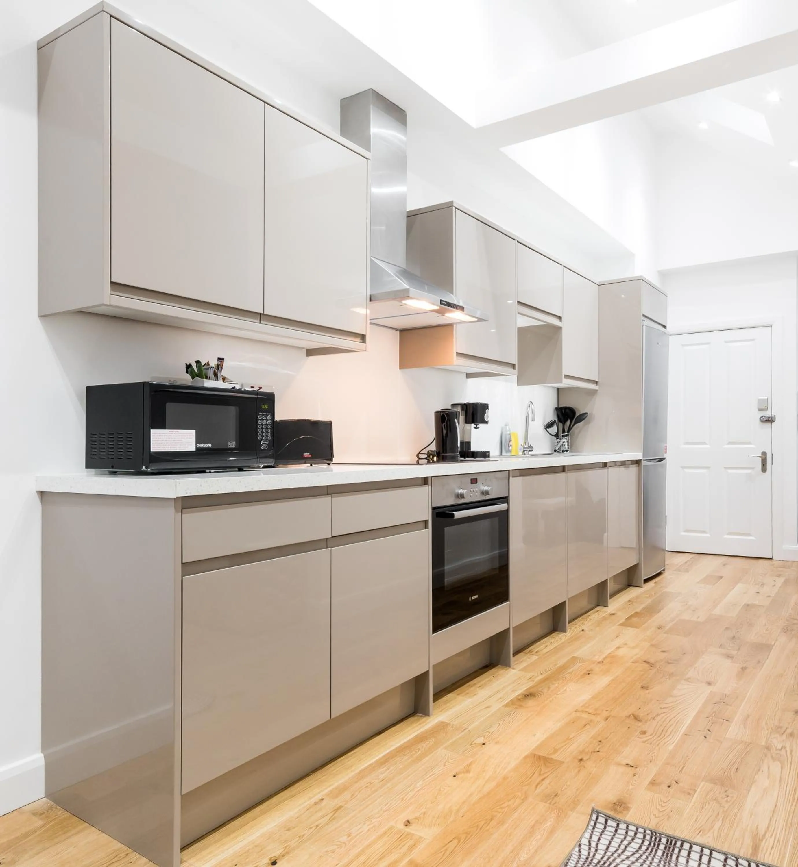 Kitchen or kitchenette in Aldgate Flats