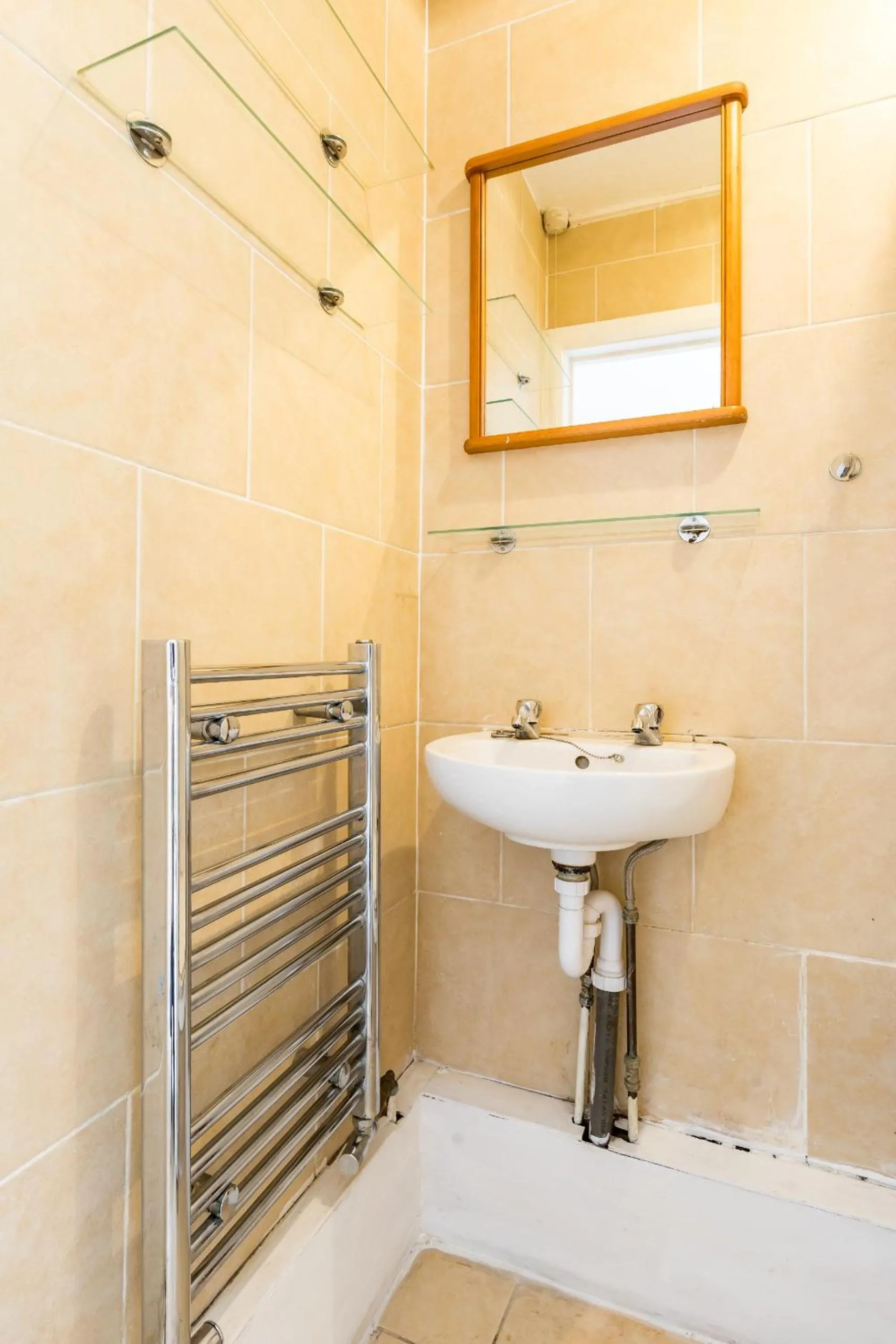 Bathroom in Aldgate Flats