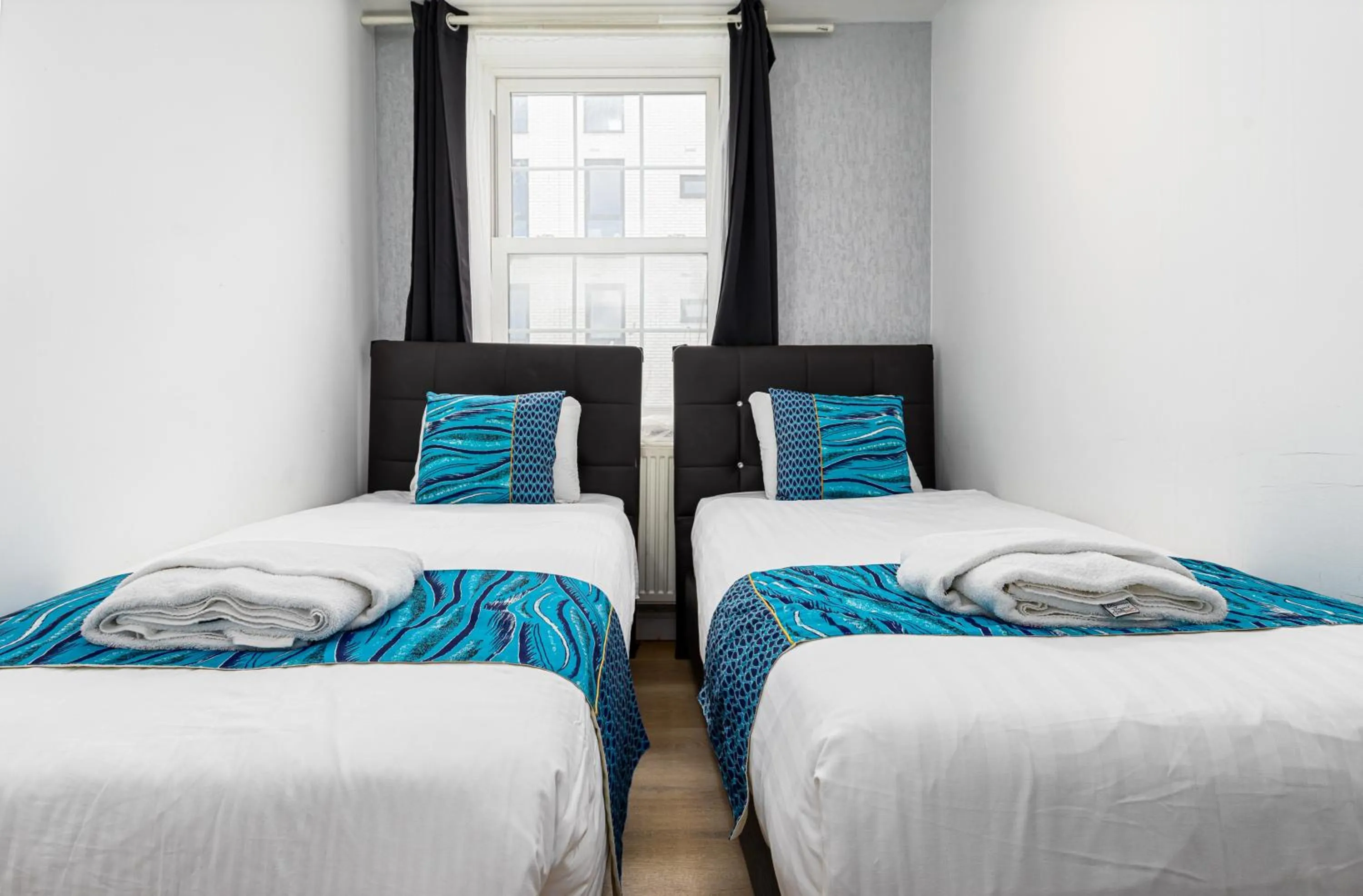 Bed in Aldgate Flats