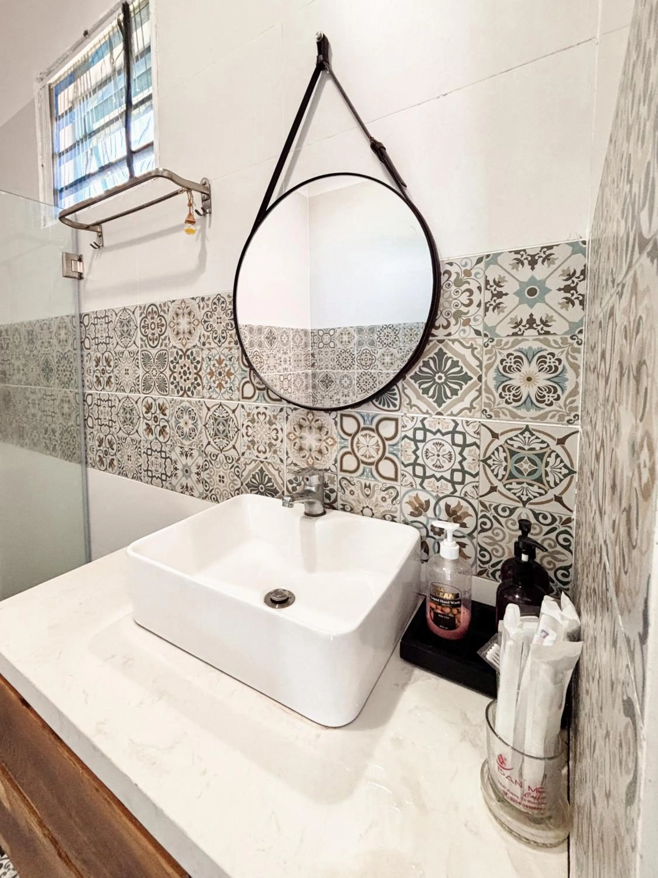 Toilet in Santorini Villa Cam Ranh