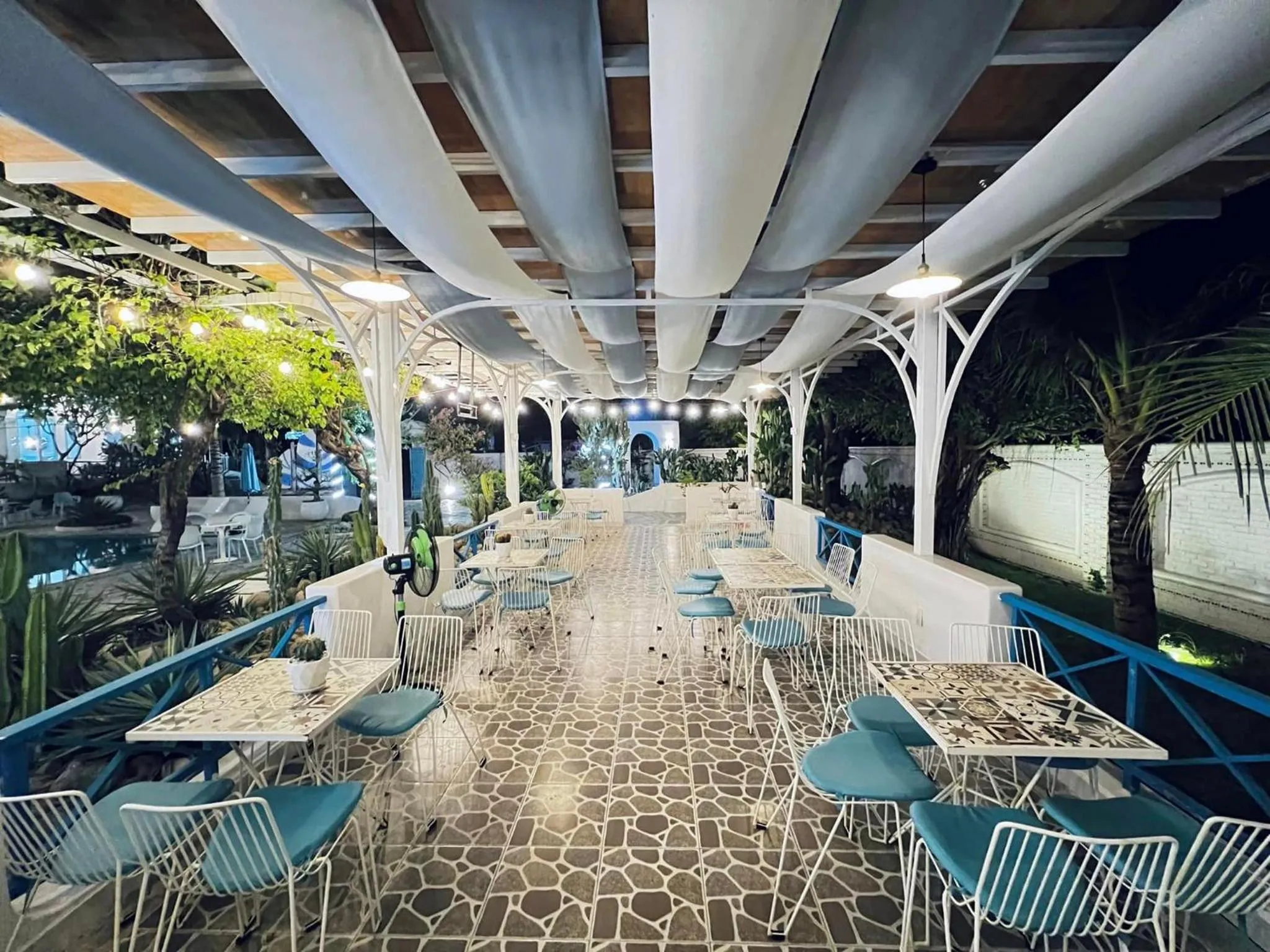 Banquet/Function facilities in Santorini Villa Cam Ranh