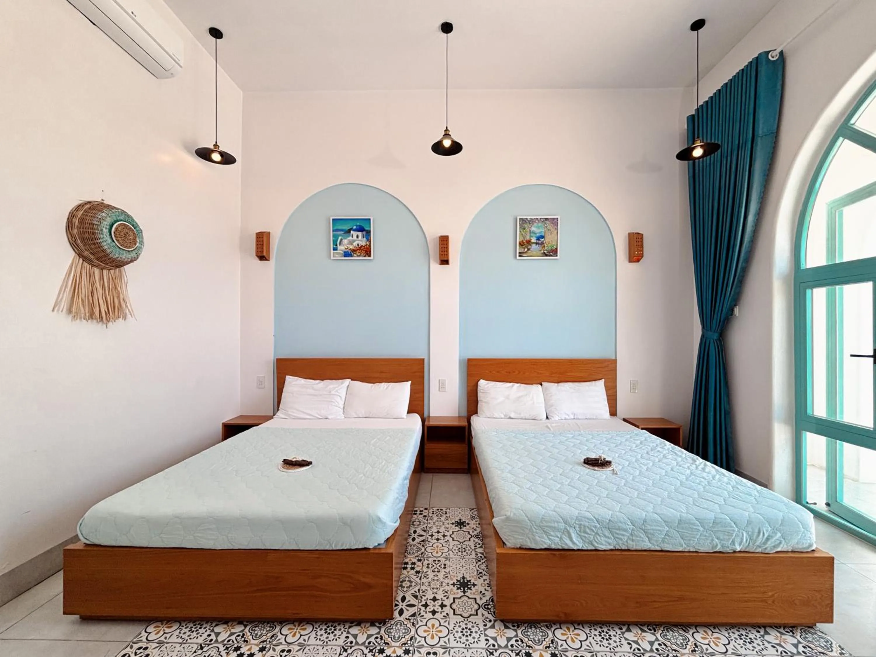 Bedroom, Bed in Santorini Villa Cam Ranh