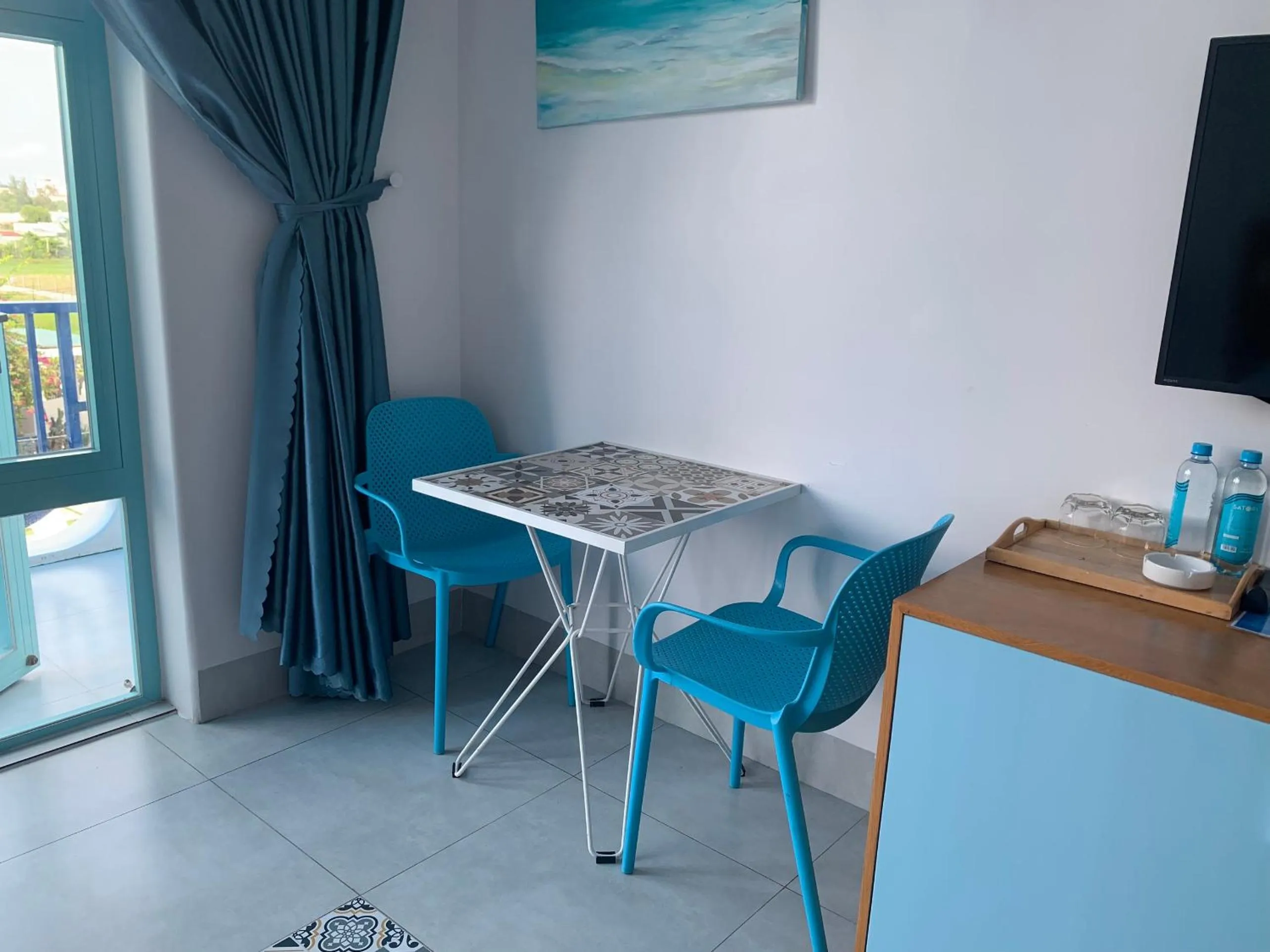 TV and multimedia in Santorini Villa Cam Ranh