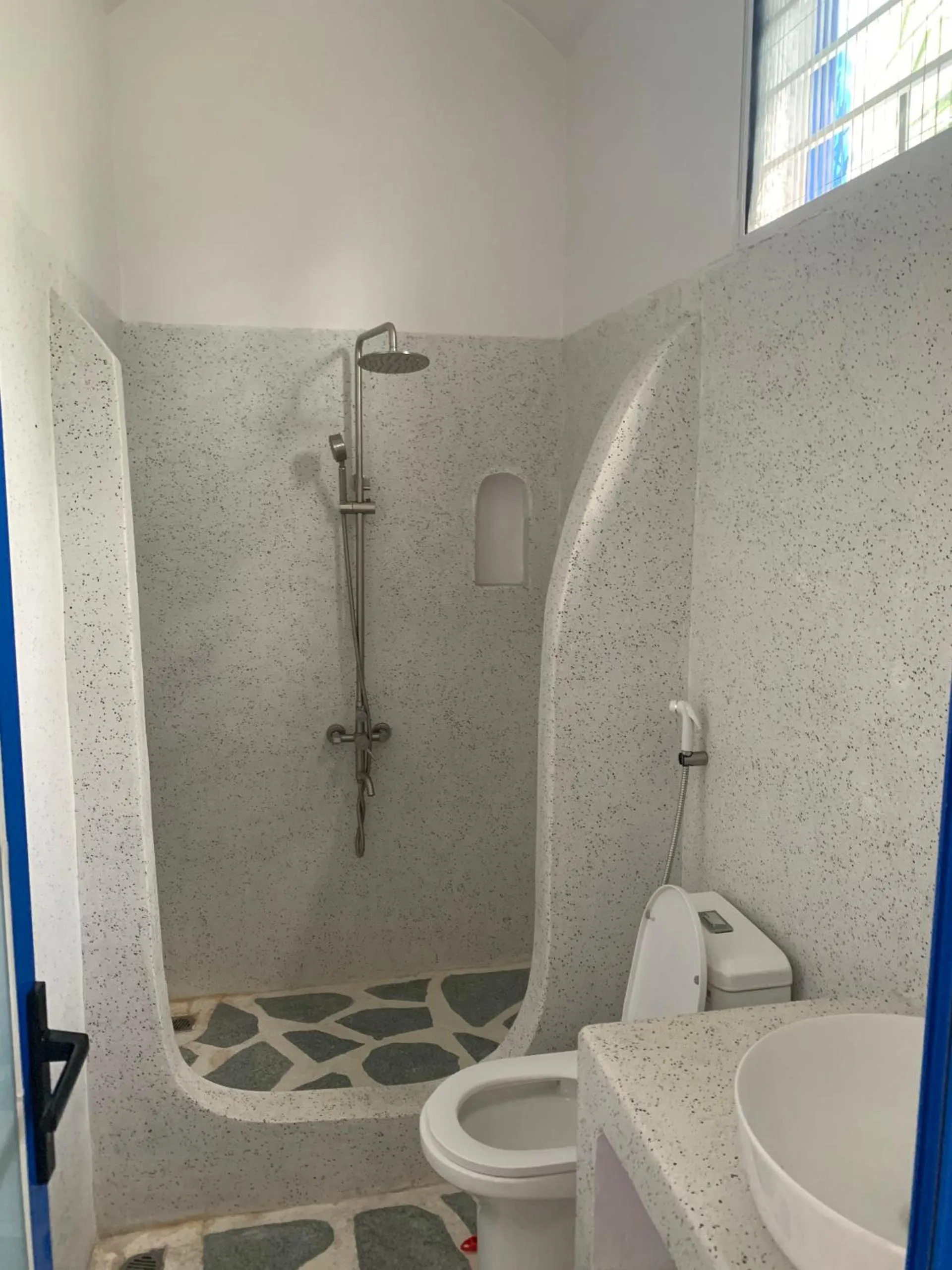 Toilet in Santorini Villa Cam Ranh