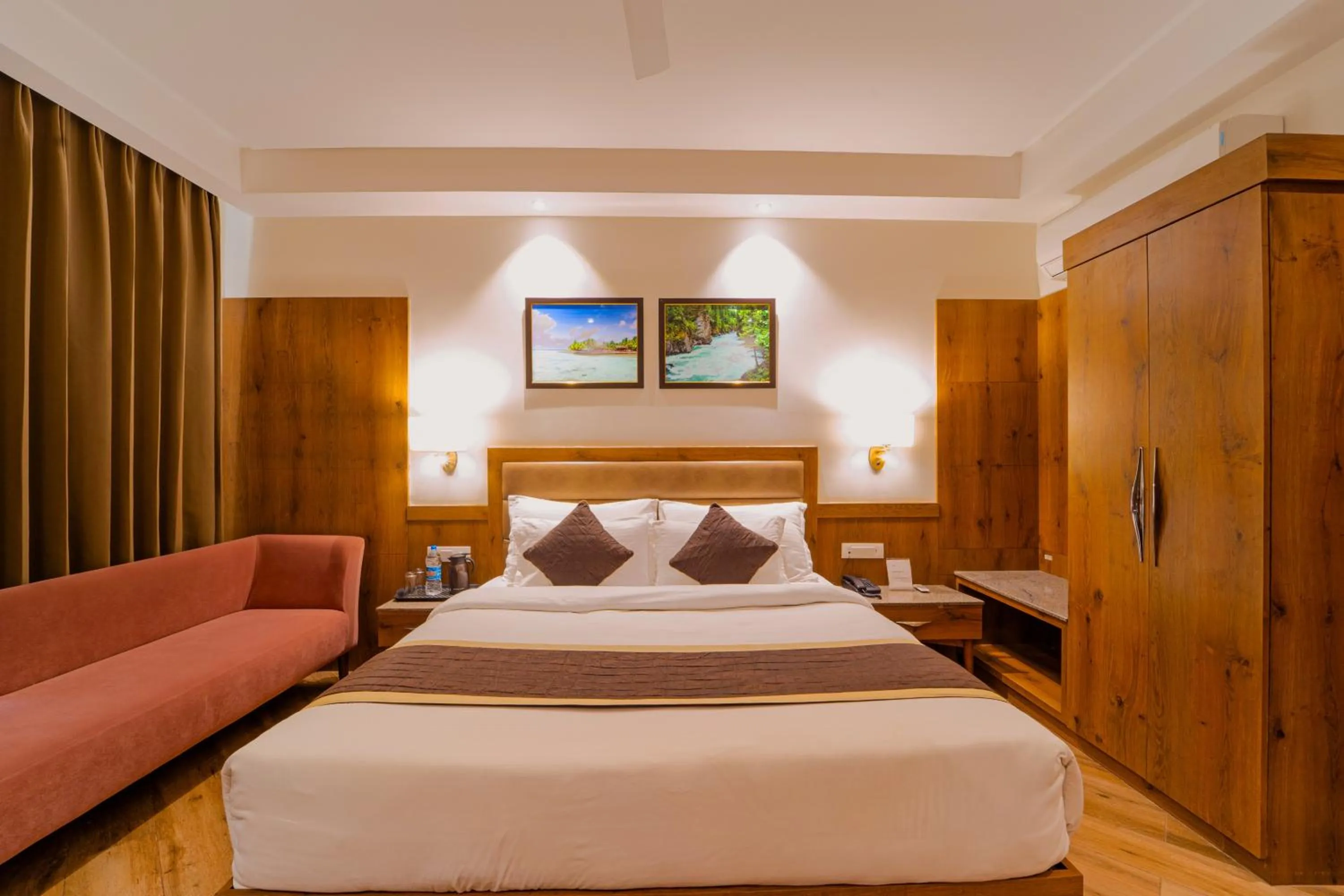 Bed in Hotel The Grand Dewan