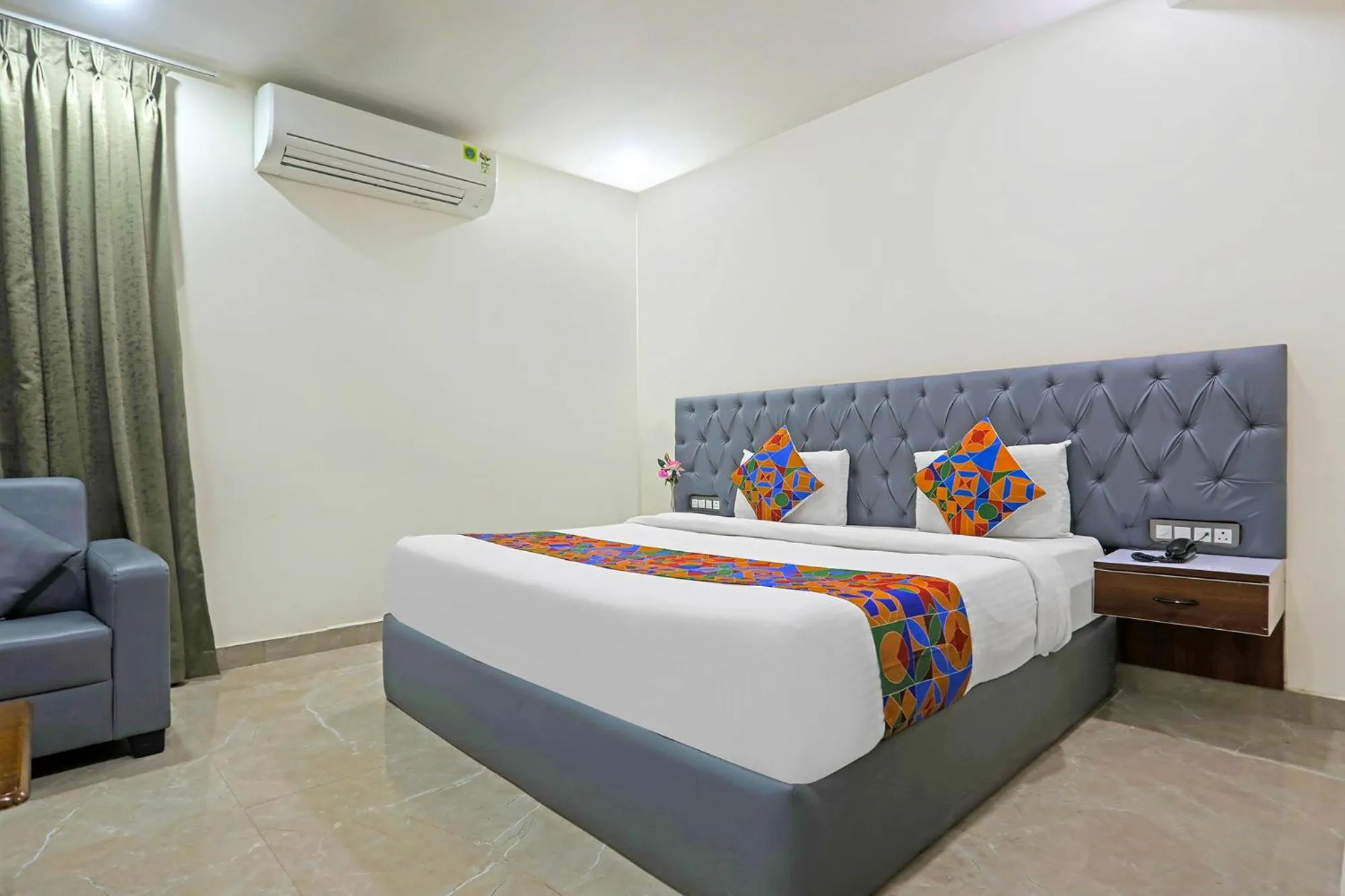 Bed in FabHotel RR Residency I - Nr Khammam Bus Stand