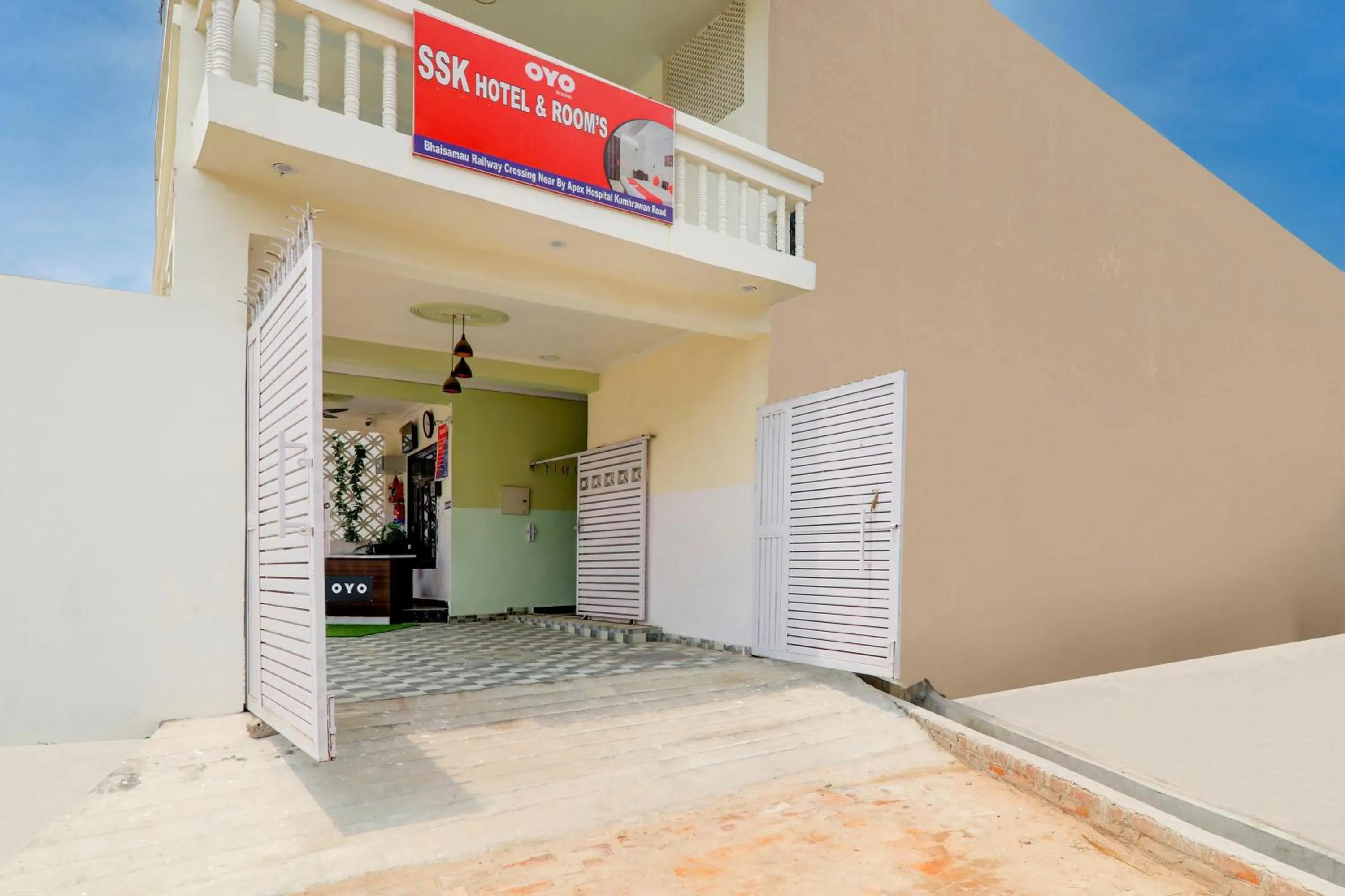 Facade/entrance in Super Hotel O SSK Hotel