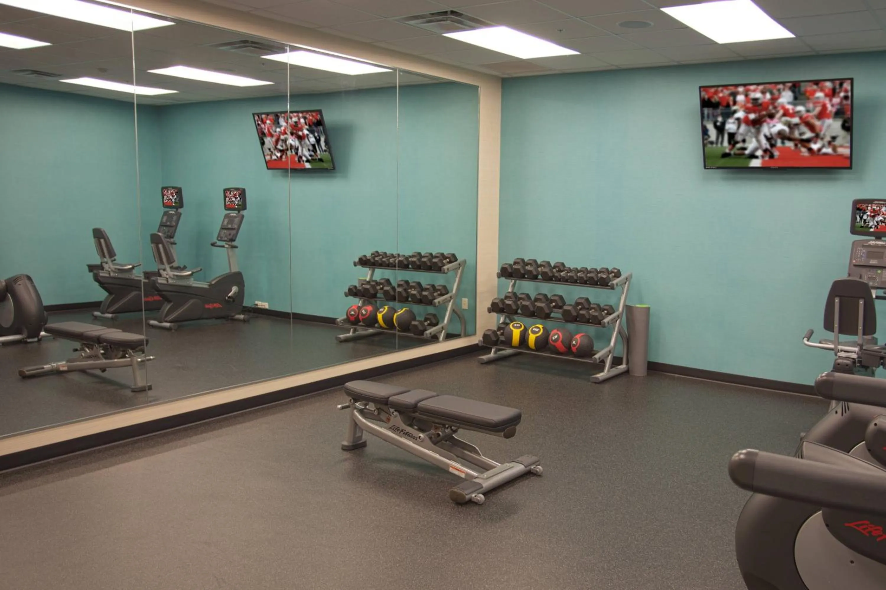 Fitness centre/facilities in Fairfield Inn & Suites by Marriott Columbus Airport