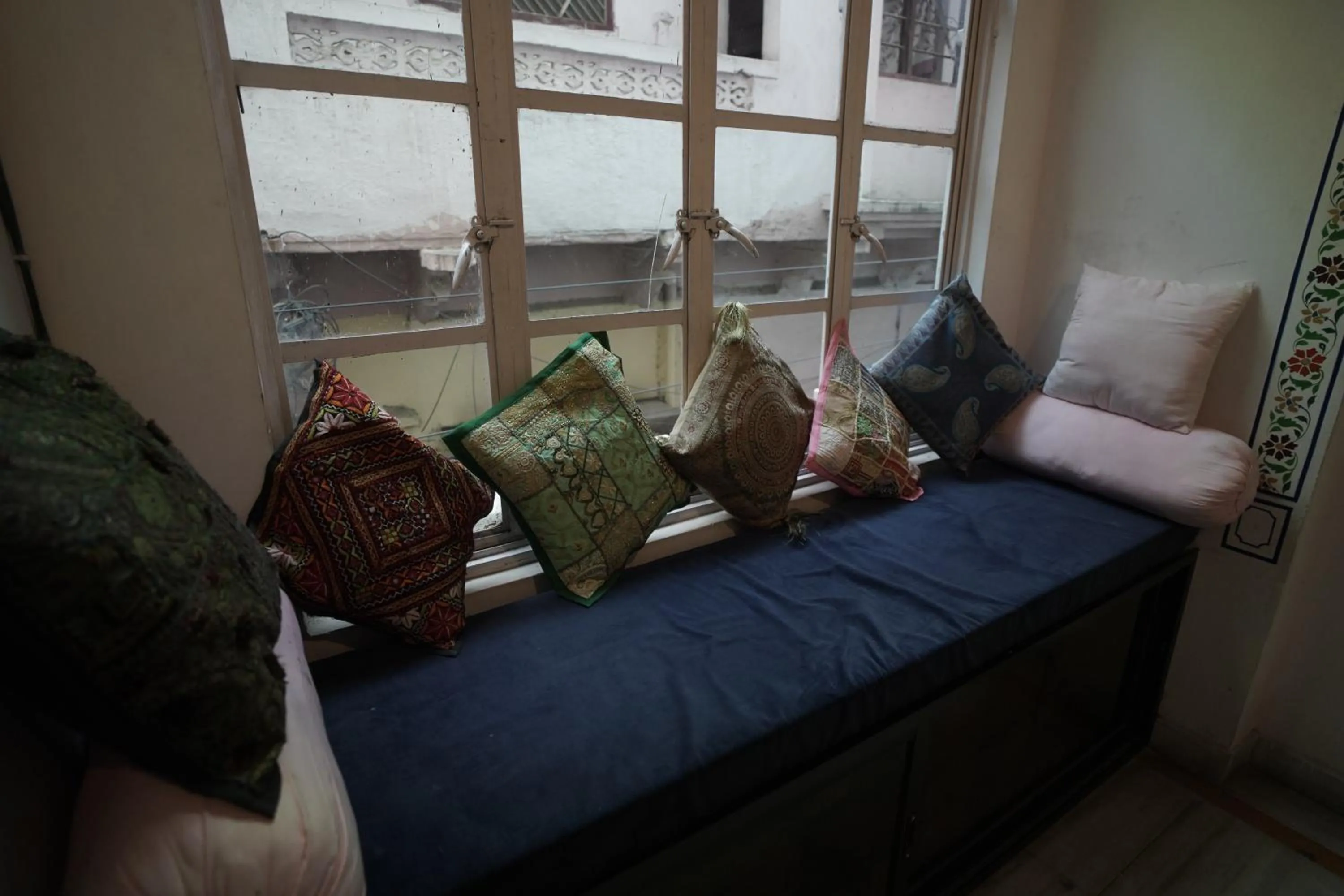 Seating area, Bed in Hostel Funky Bunky
