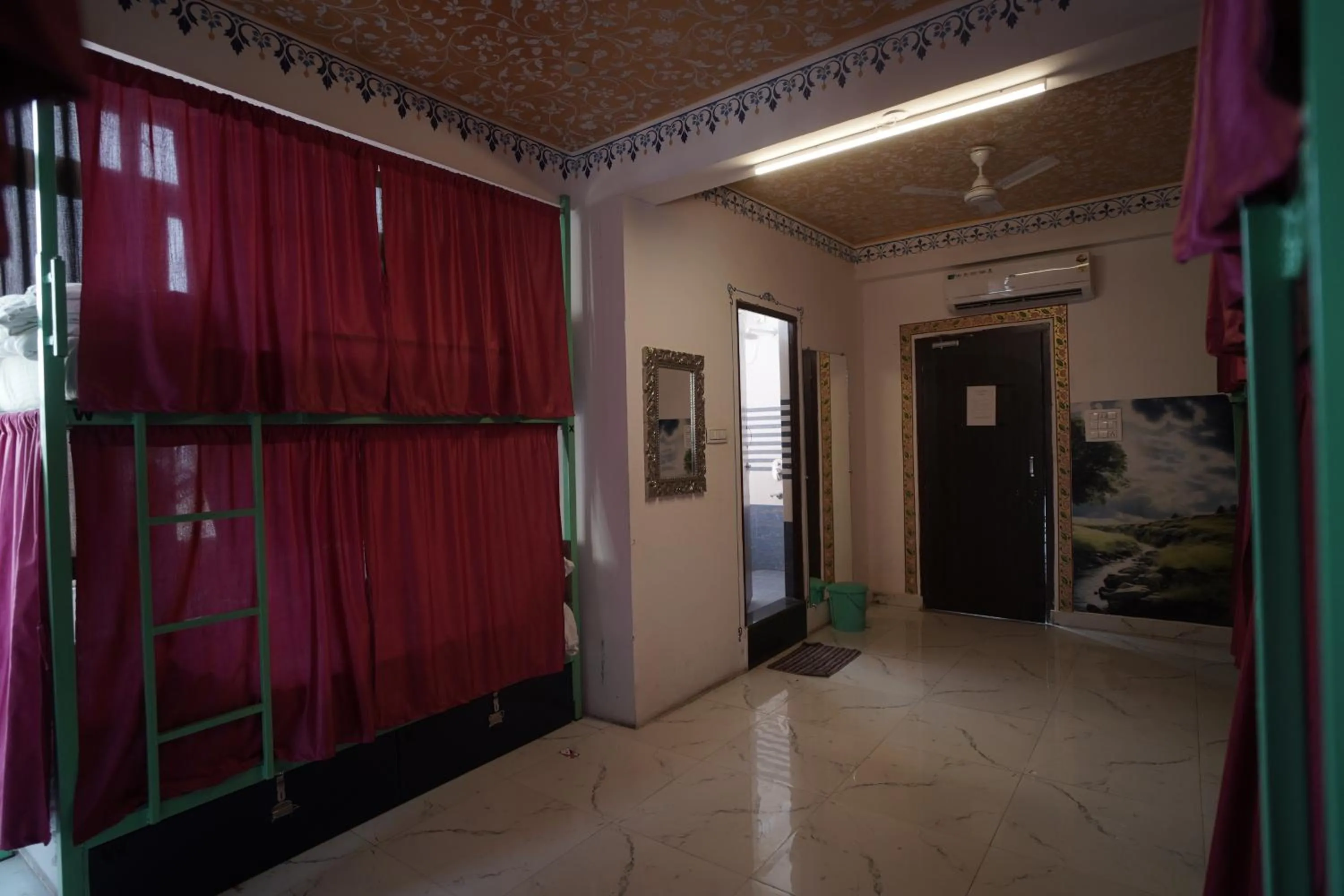 Photo of the whole room in Hostel Funky Bunky