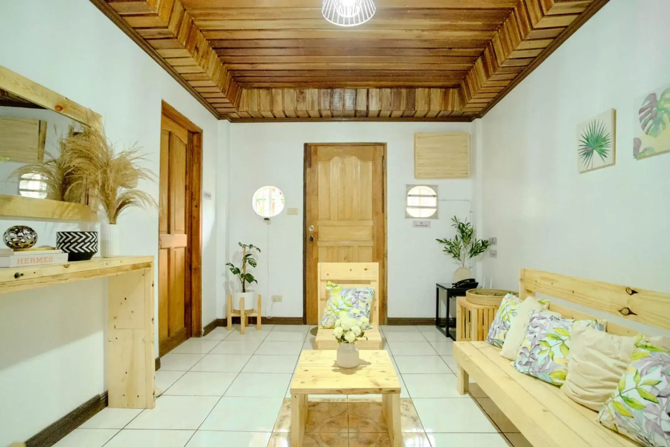 Living room in Pallet Homes - Ledesco Living room in Pallet Homes - Ledesco