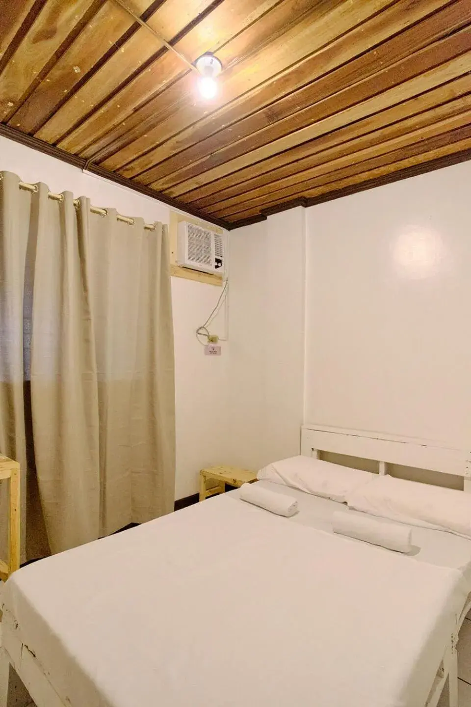 Bed in Pallet Homes - Ledesco Bed in Pallet Homes - Ledesco