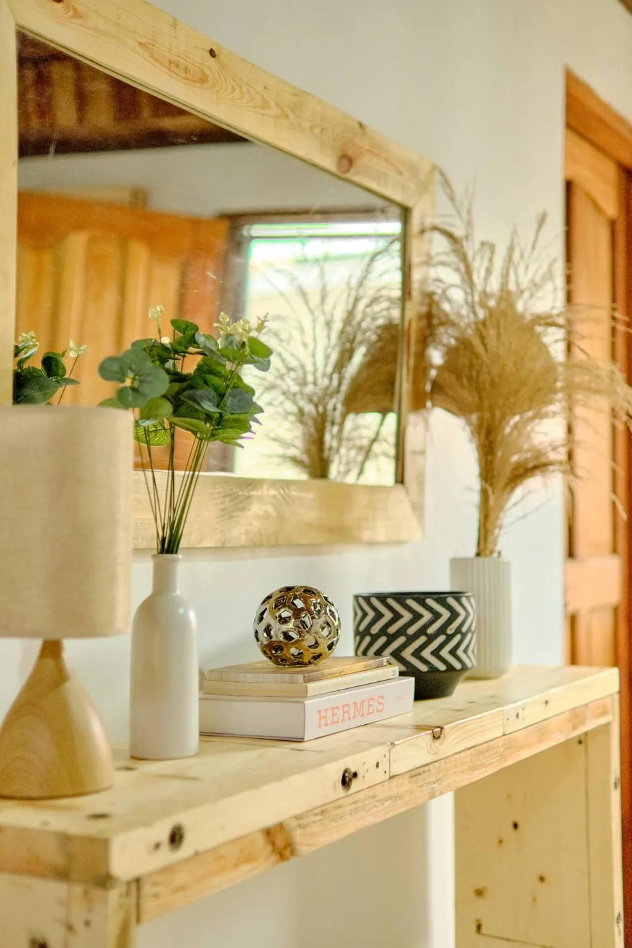 Property building in Pallet Homes - Ledesco