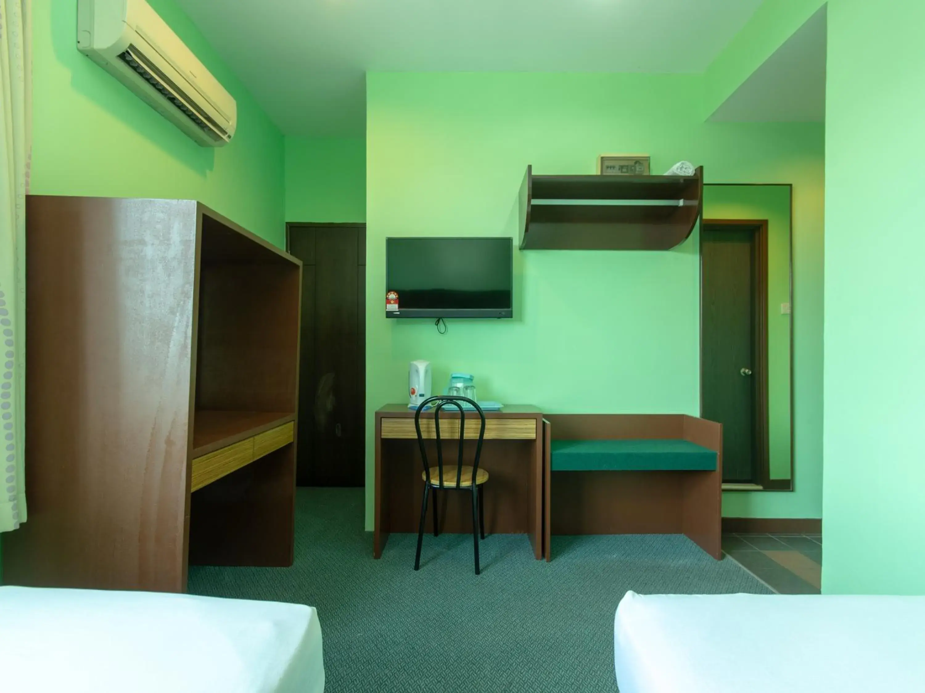 Deluxe Double or Twin Room in Royal Hotel Deluxe Double or Twin Room in Royal Hotel