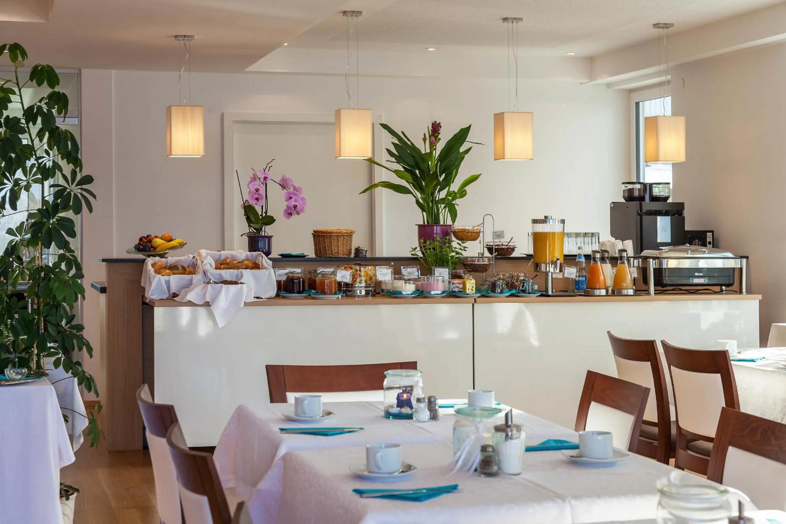 Buffet breakfast in Seehotel BelRiva