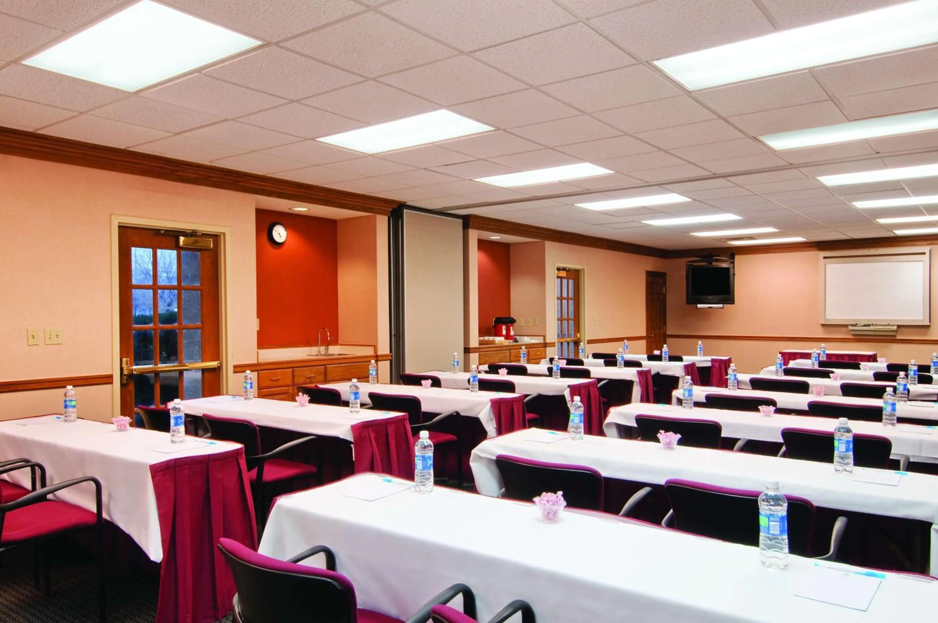 Meeting/conference room in Hyatt House Dallas Addison