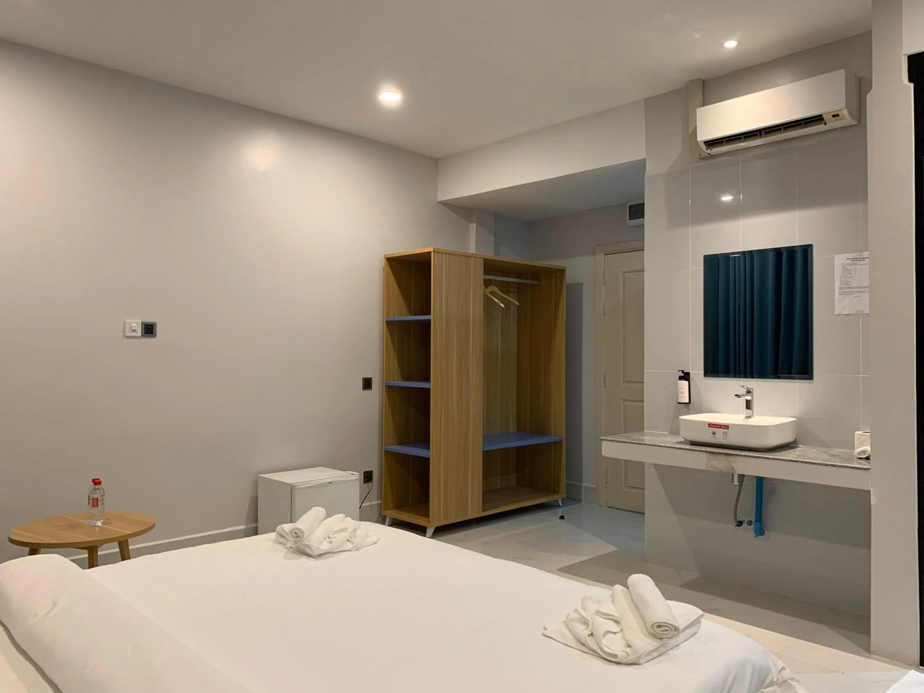 Bedroom, Bed in Nico’s Hotel and SkyBar