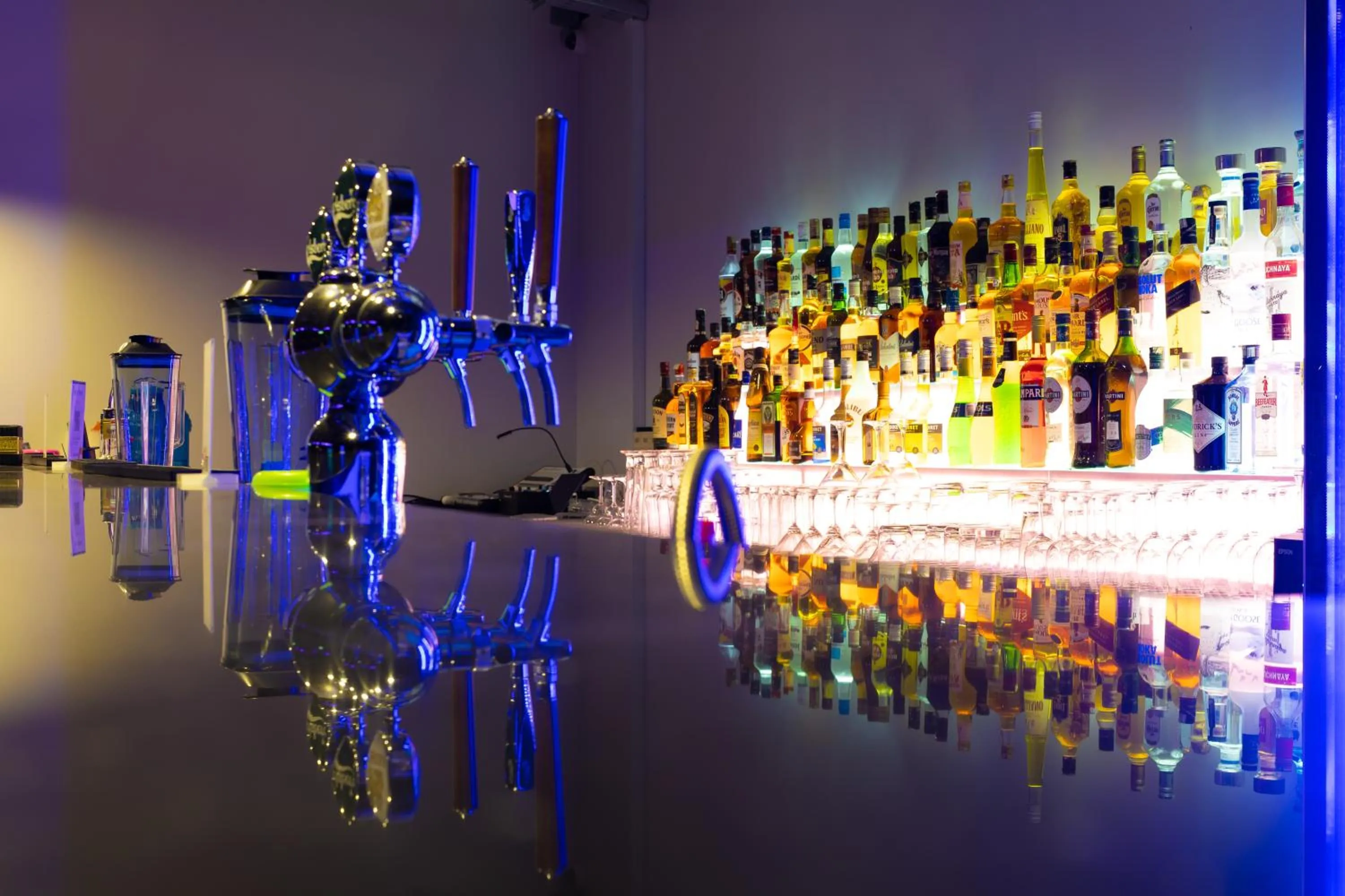 Lounge or bar in Nico’s Hotel and SkyBar