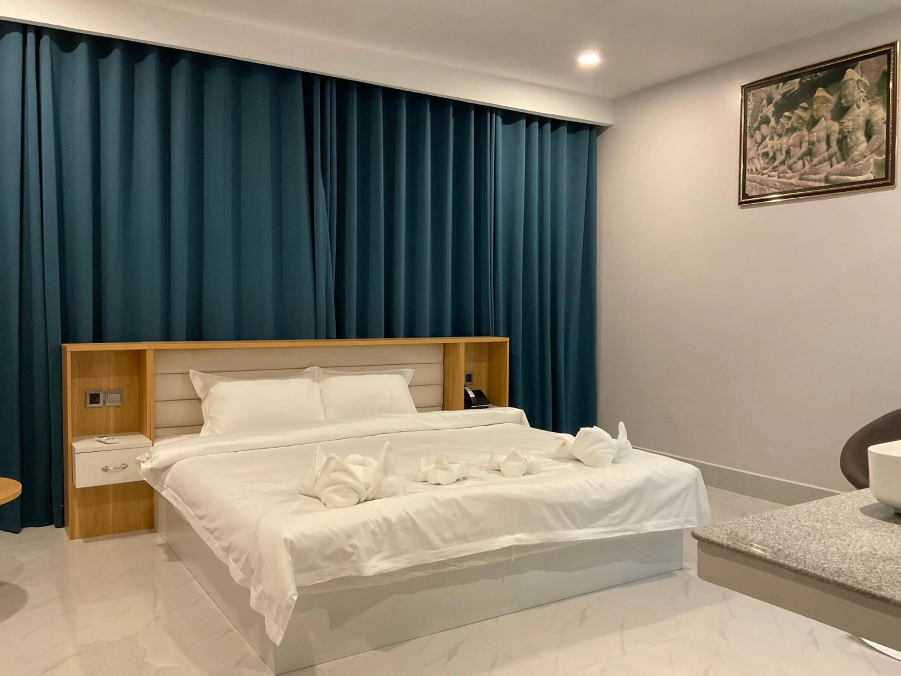 Bedroom, Bed in Nico’s Hotel and SkyBar