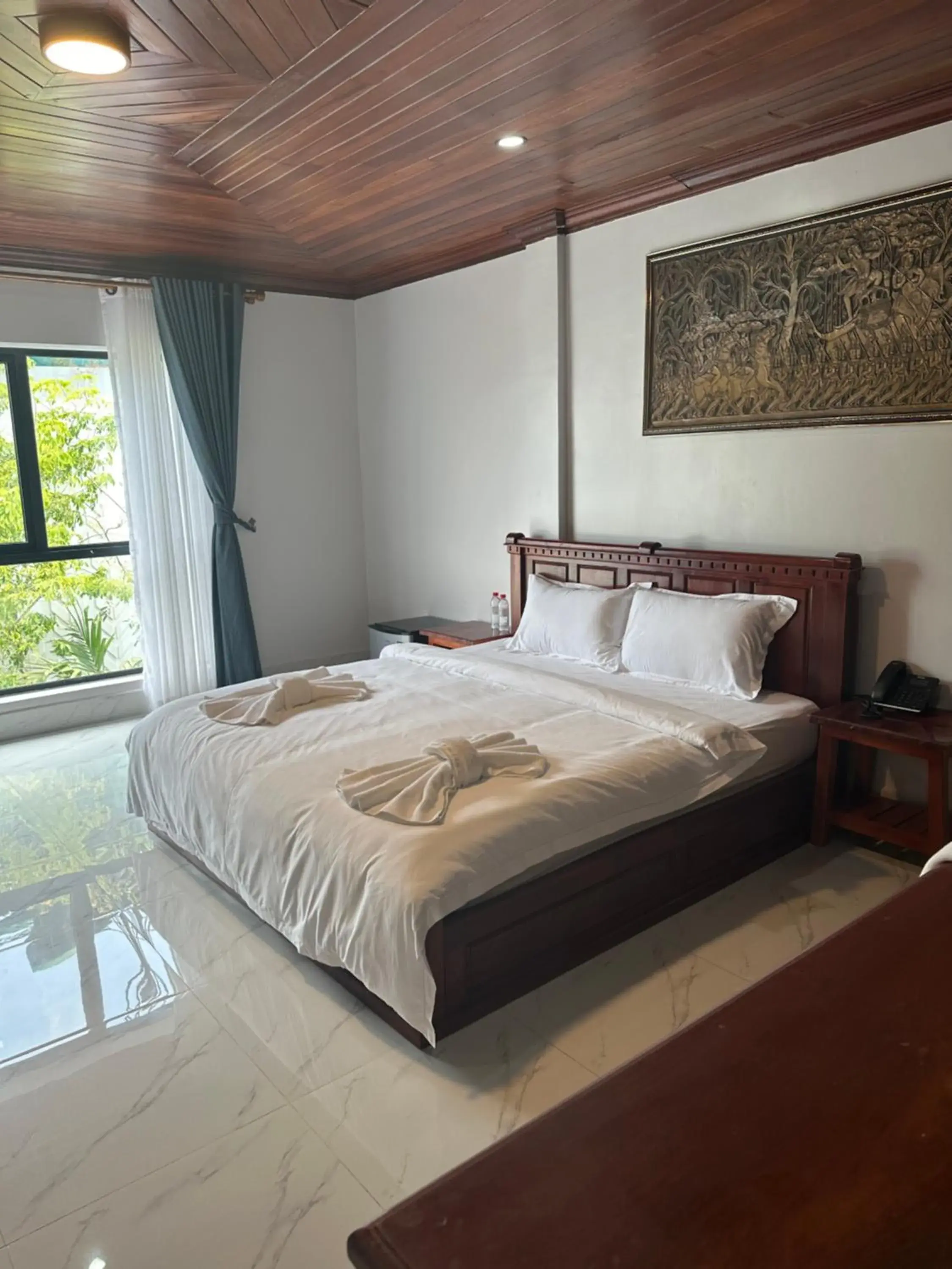 Superior King Room in Nico’s Hotel and SkyBar Superior King Room in Nico’s Hotel and SkyBar