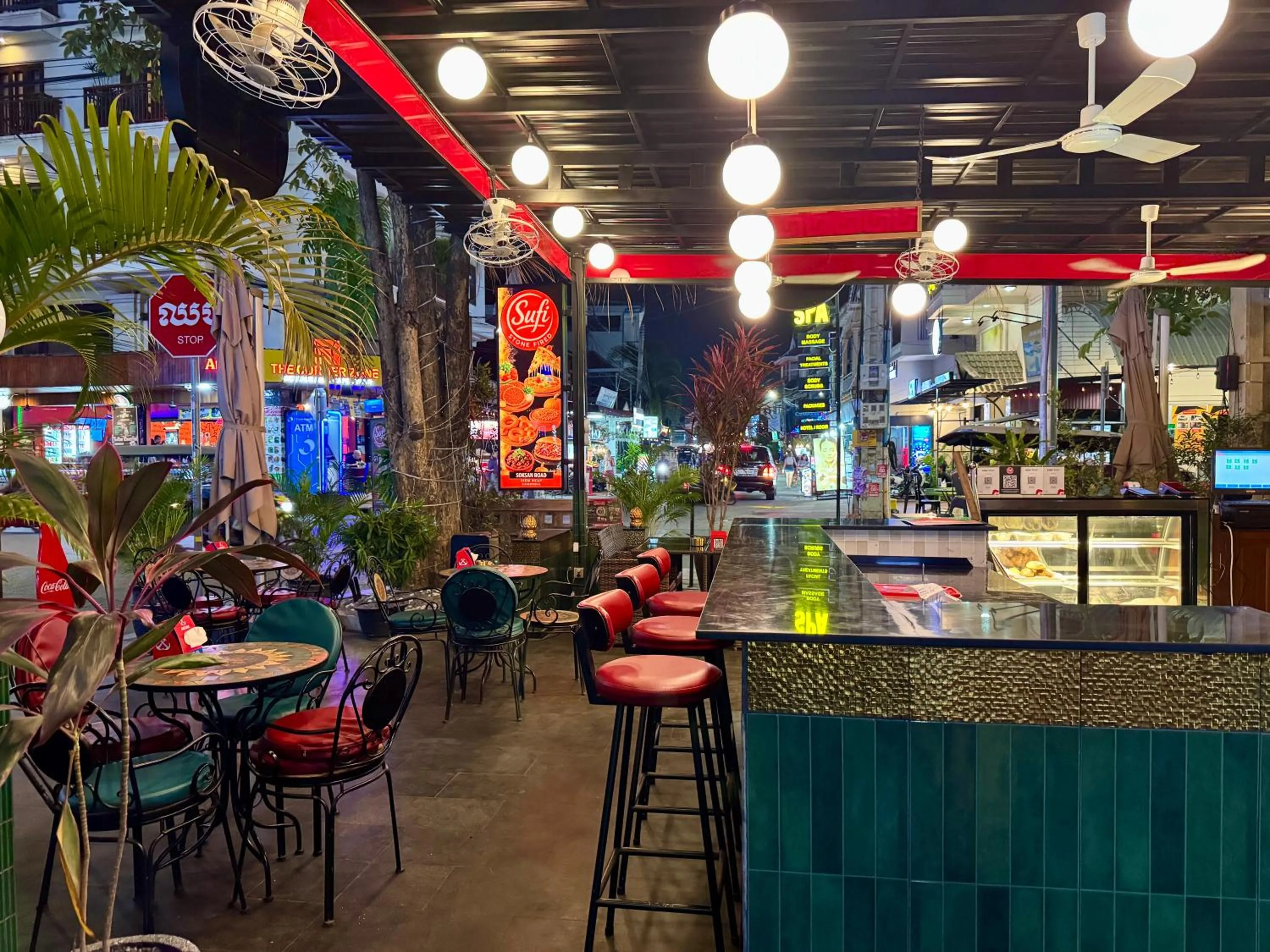 Restaurant/places to eat in Nico’s Hotel and SkyBar