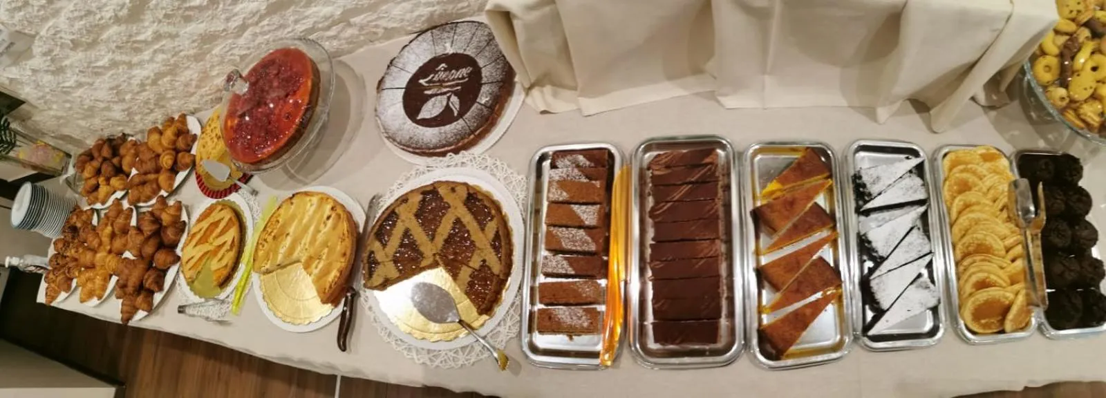 Breakfast in Hotel Madera