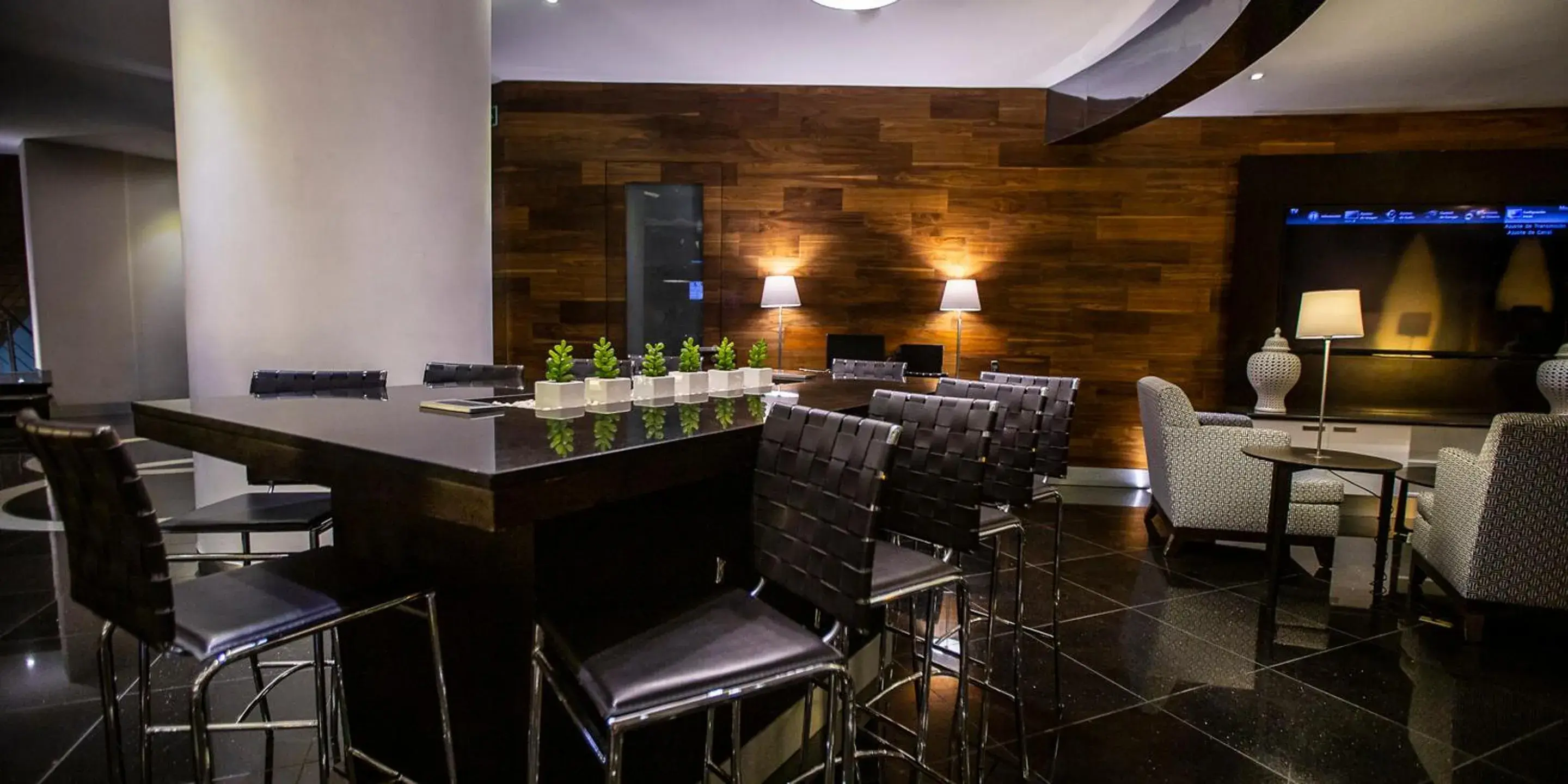 Lounge or bar in JF Grand Puebla Lounge or bar in JF Grand Puebla