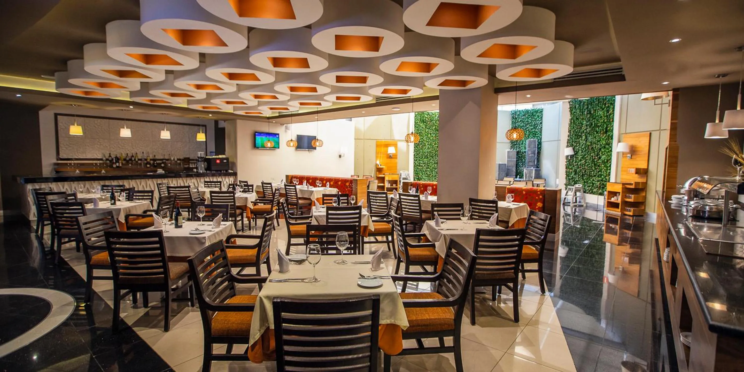 Restaurant/places to eat in JF Grand Puebla