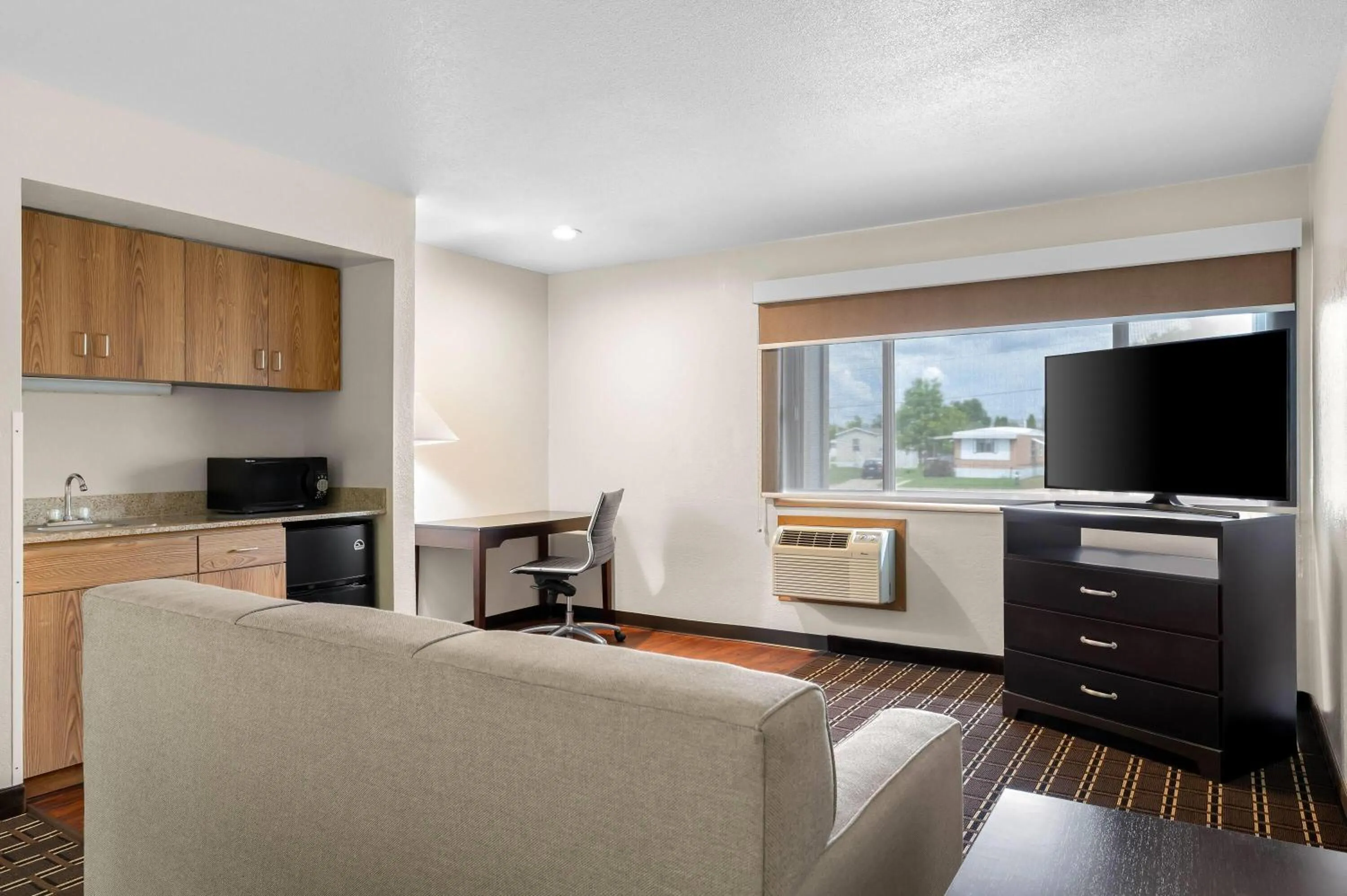 Photo of the whole room in Super 8 by Wyndham La Crosse