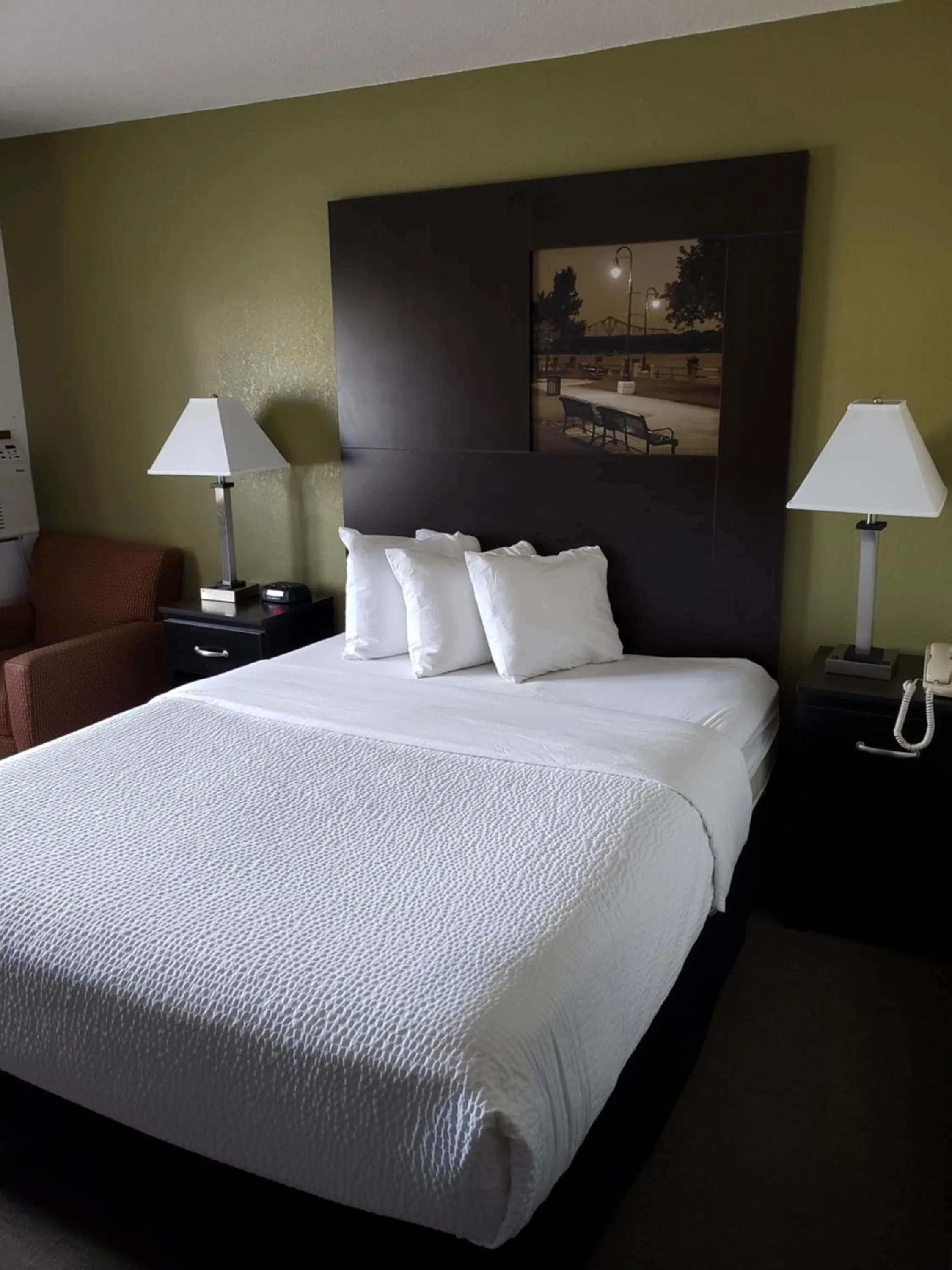 Bed in Super 8 by Wyndham La Crosse