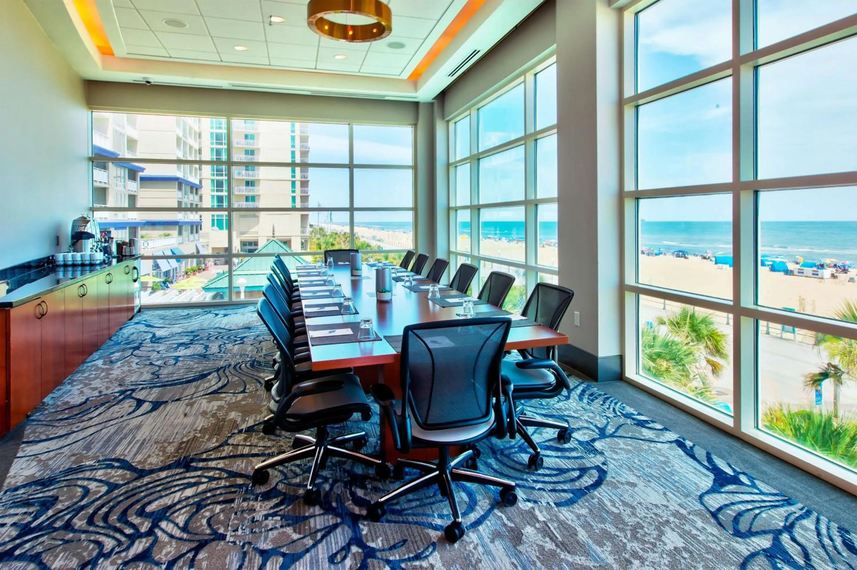 Meeting/conference room in Hilton Garden Inn Virginia Beach Oceanfront