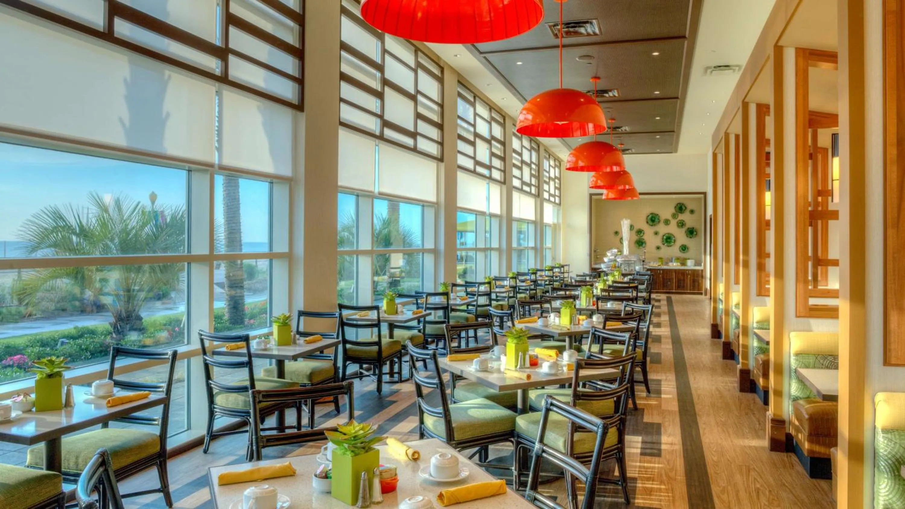 Restaurant/places to eat in Hilton Garden Inn Virginia Beach Oceanfront