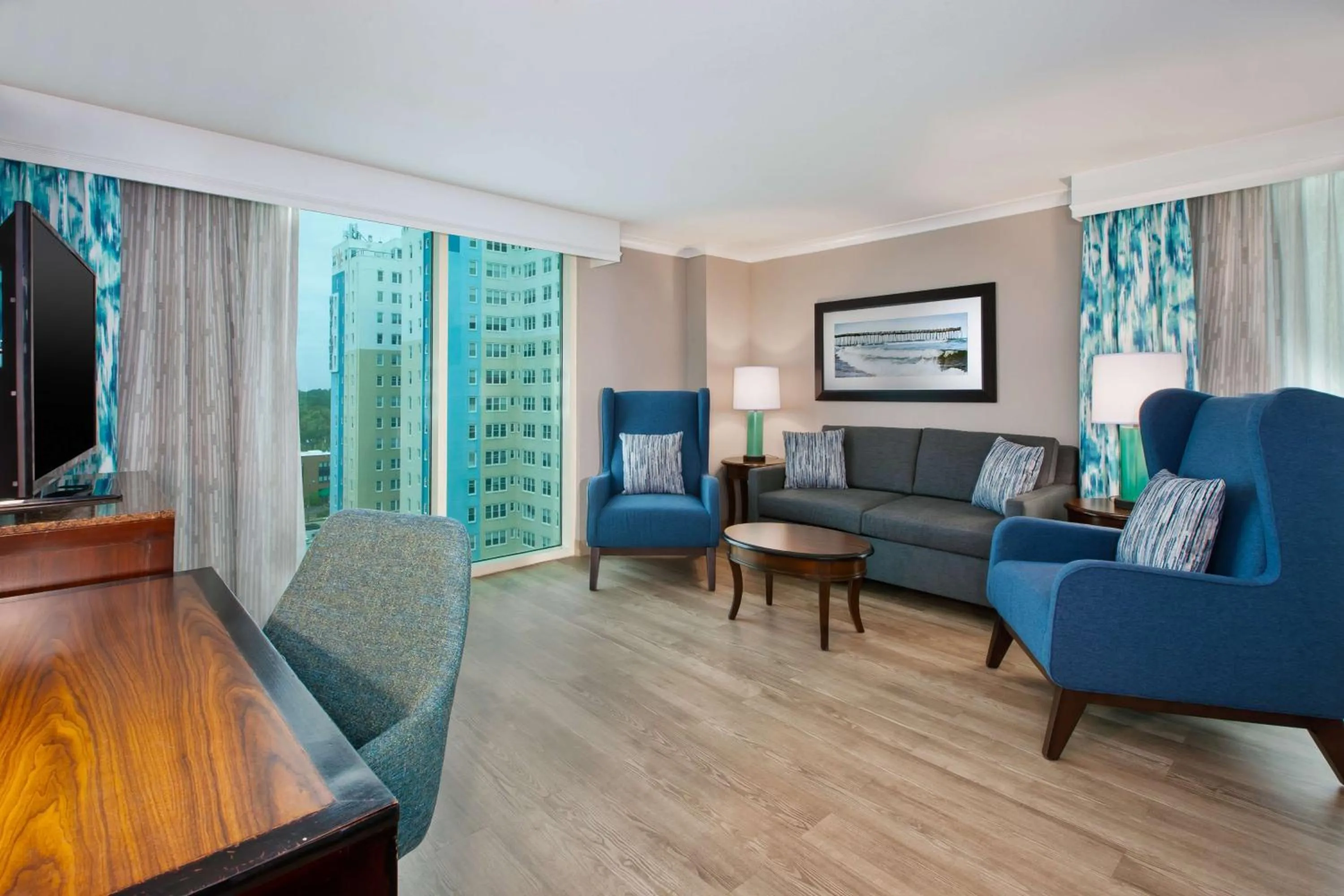 Bedroom in Hilton Garden Inn Virginia Beach Oceanfront